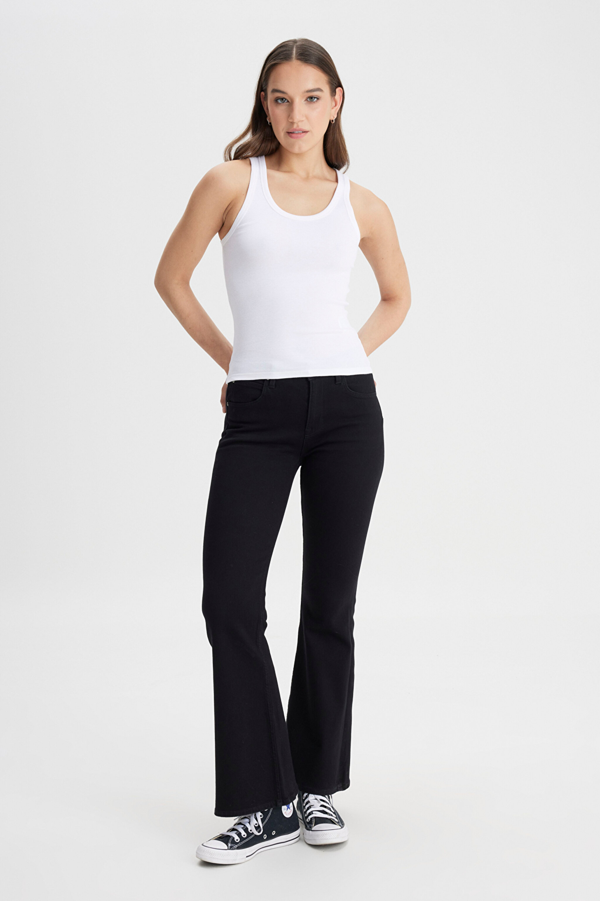 Slim Fit Dar Kesim Beyaz Tişört - White-L241615100 (görsel 3)
