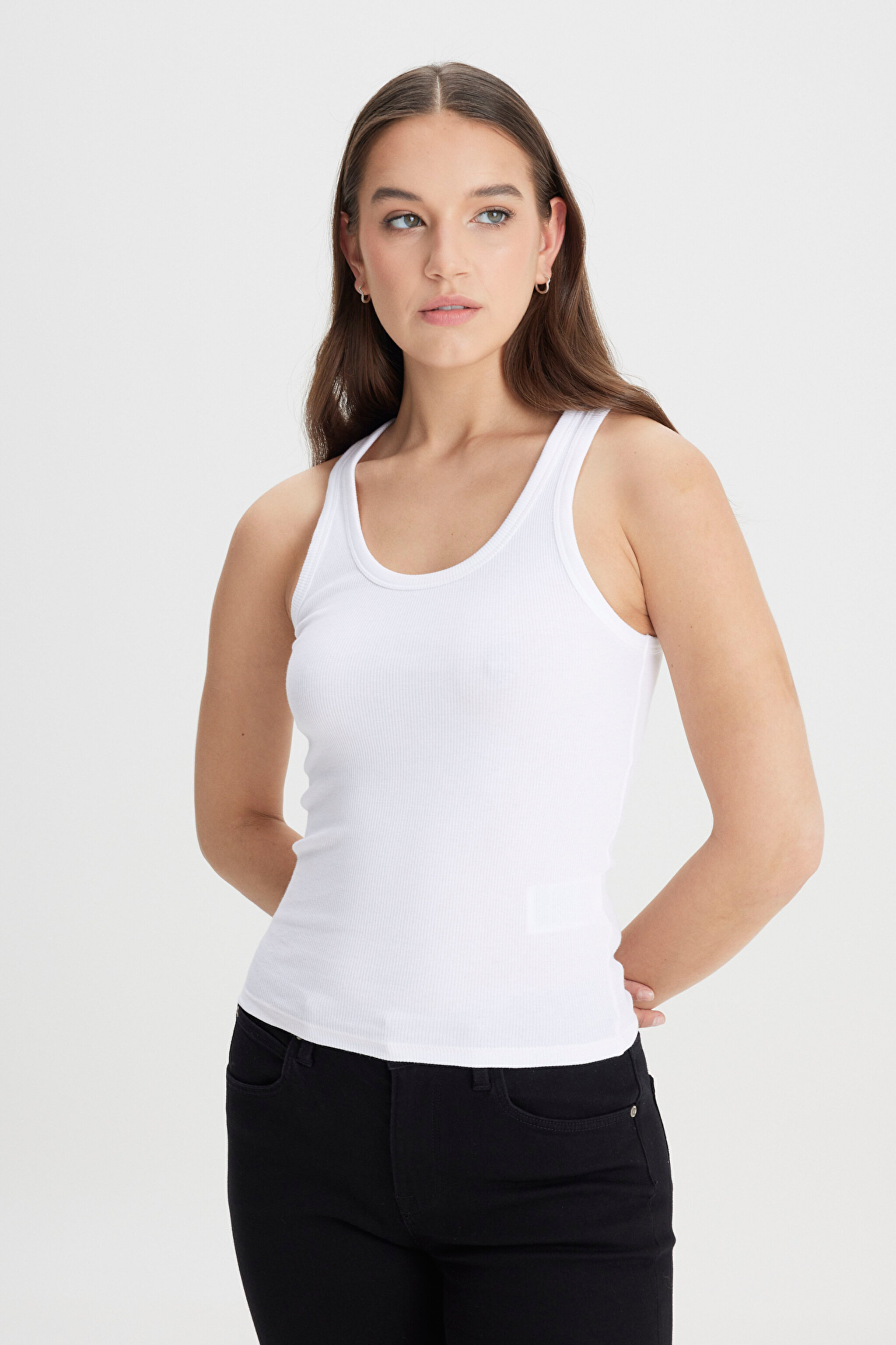 Slim Fit Dar Kesim Beyaz Tişört - White-L241615100 (görsel 4)