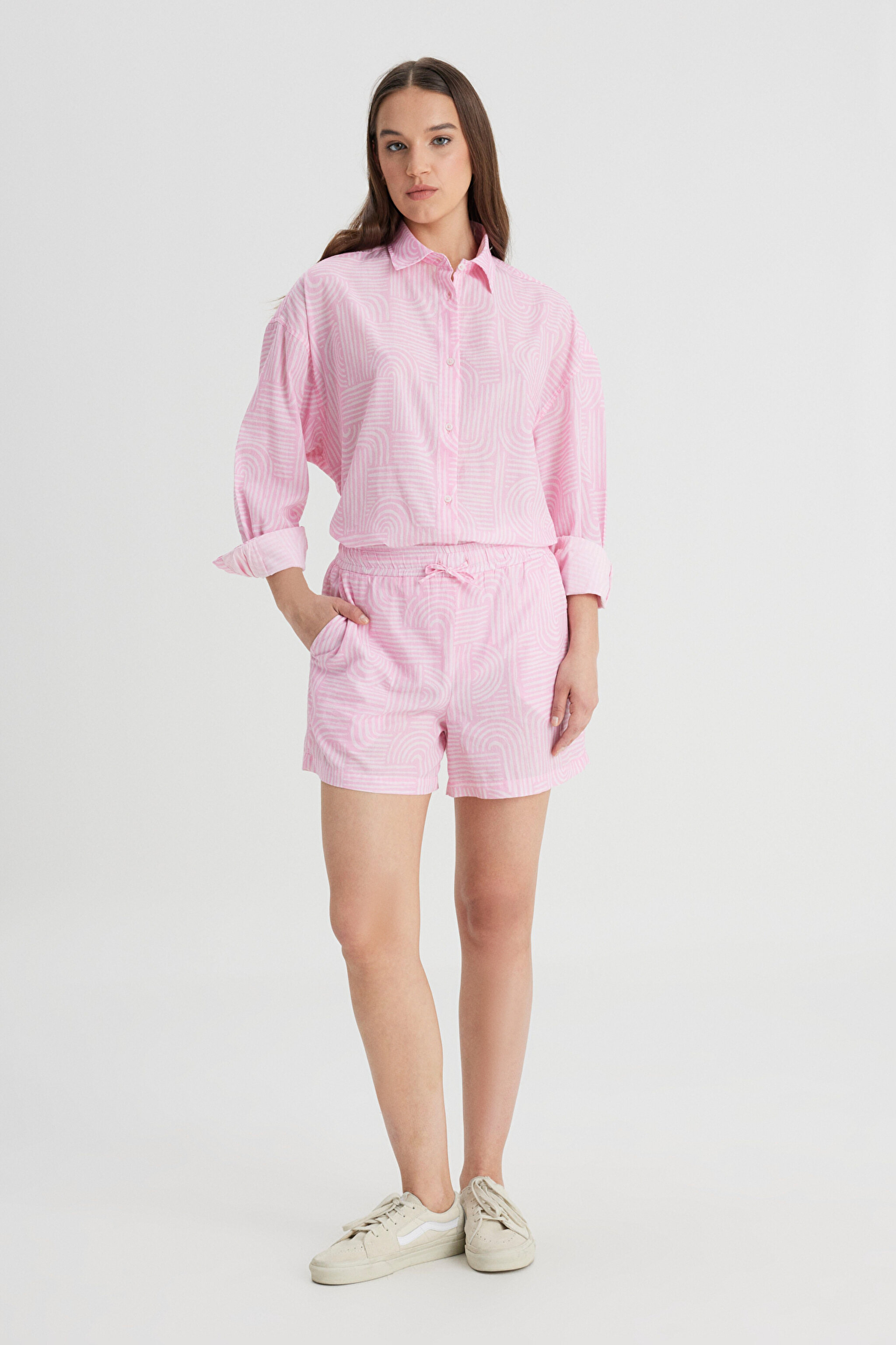 Loose Fit Rahat Kesim Normal Bel %100 Pamuk Pembe Şort - Pink-L241625611
