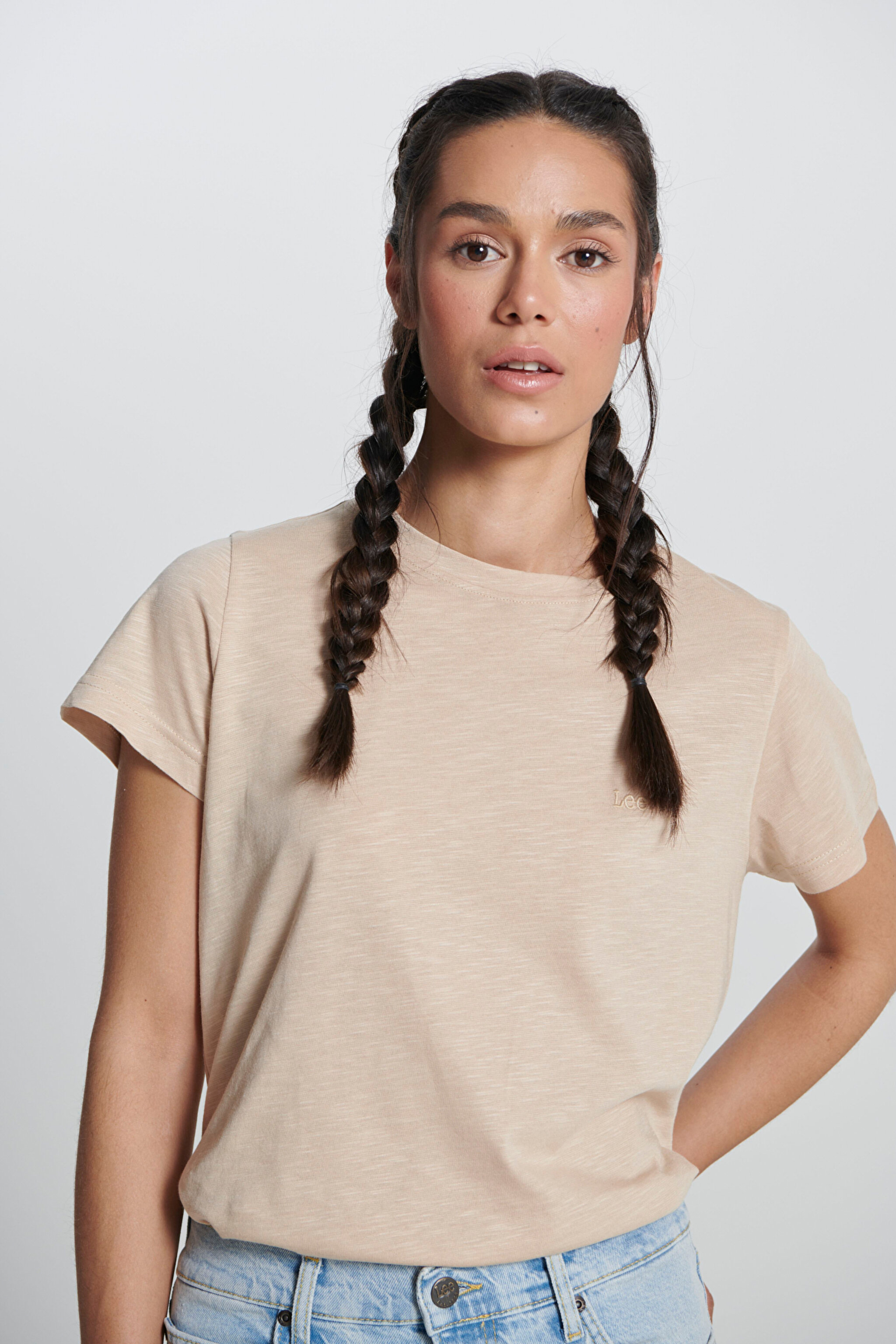 Regular Fit Normal Kesim Bisiklet Yaka Bej Tişört - Oxford Tan-L241644UQ (görsel 3)