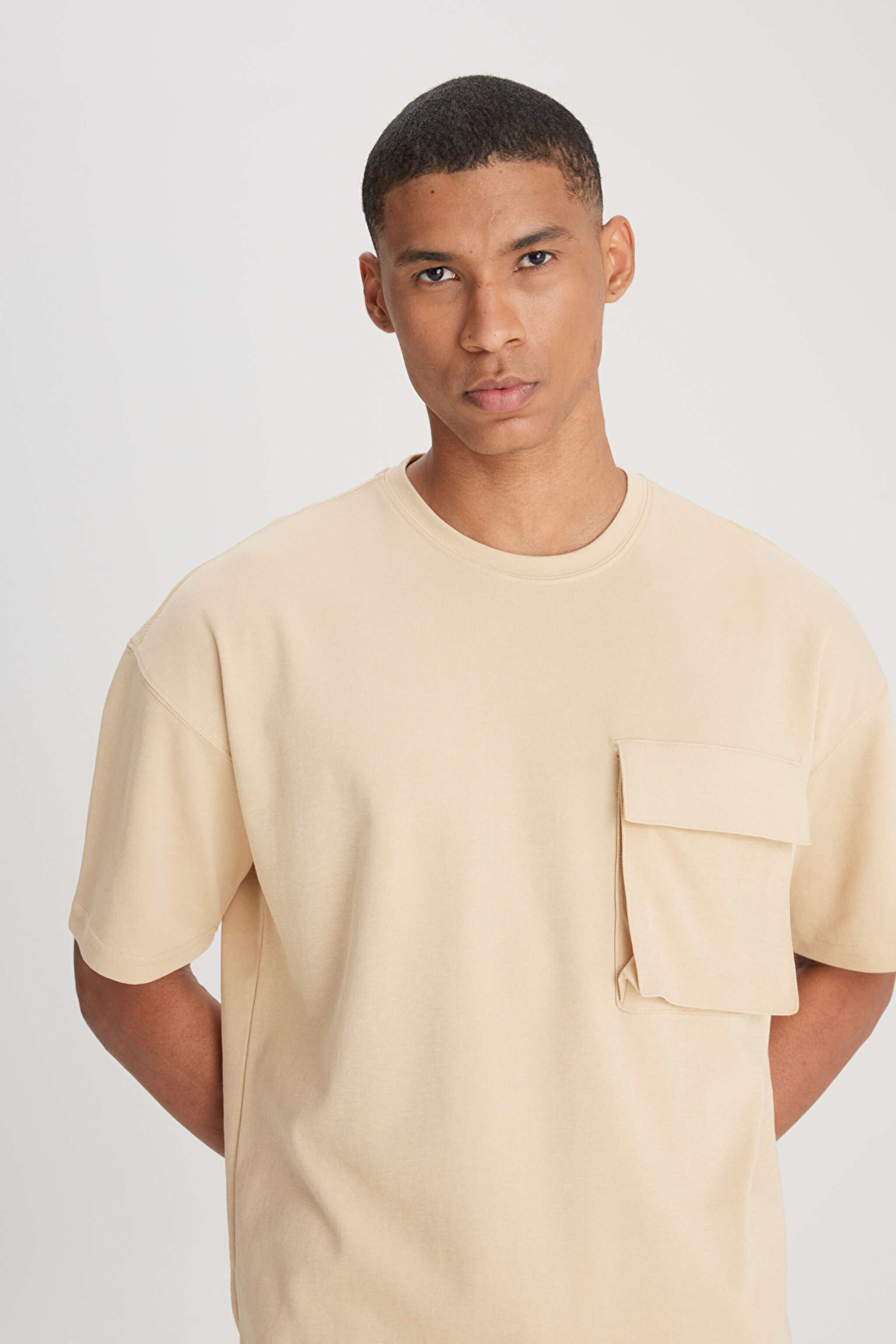 Loose Fit Rahat Kesim Bisiklet Yaka Bej Tişört - Beige-L241669614 (görsel 5)