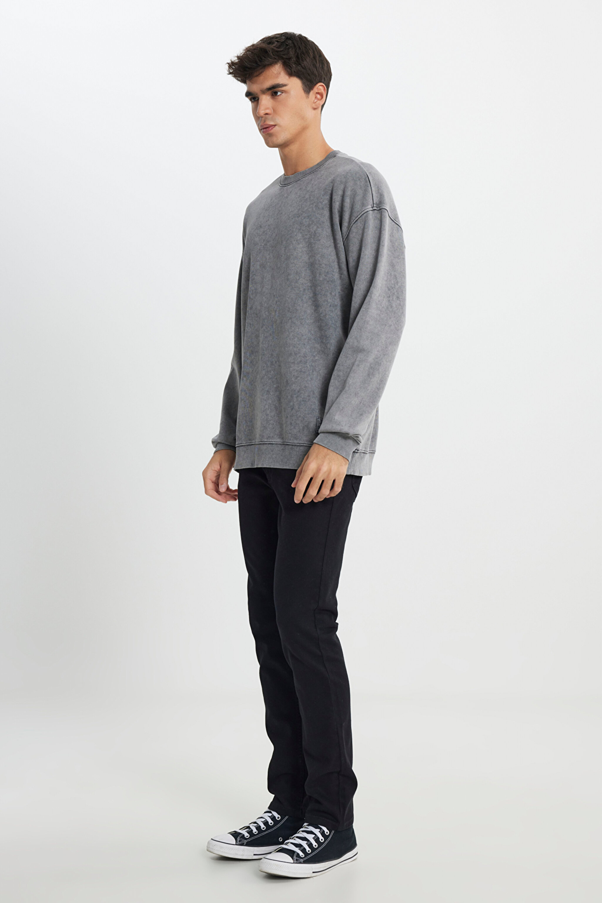 Loose Fit Rahat Kesim Bisiklet Yaka %100 Pamuk Antrasit Sweatshirt - Anthracite-L241744003 (görsel 3)