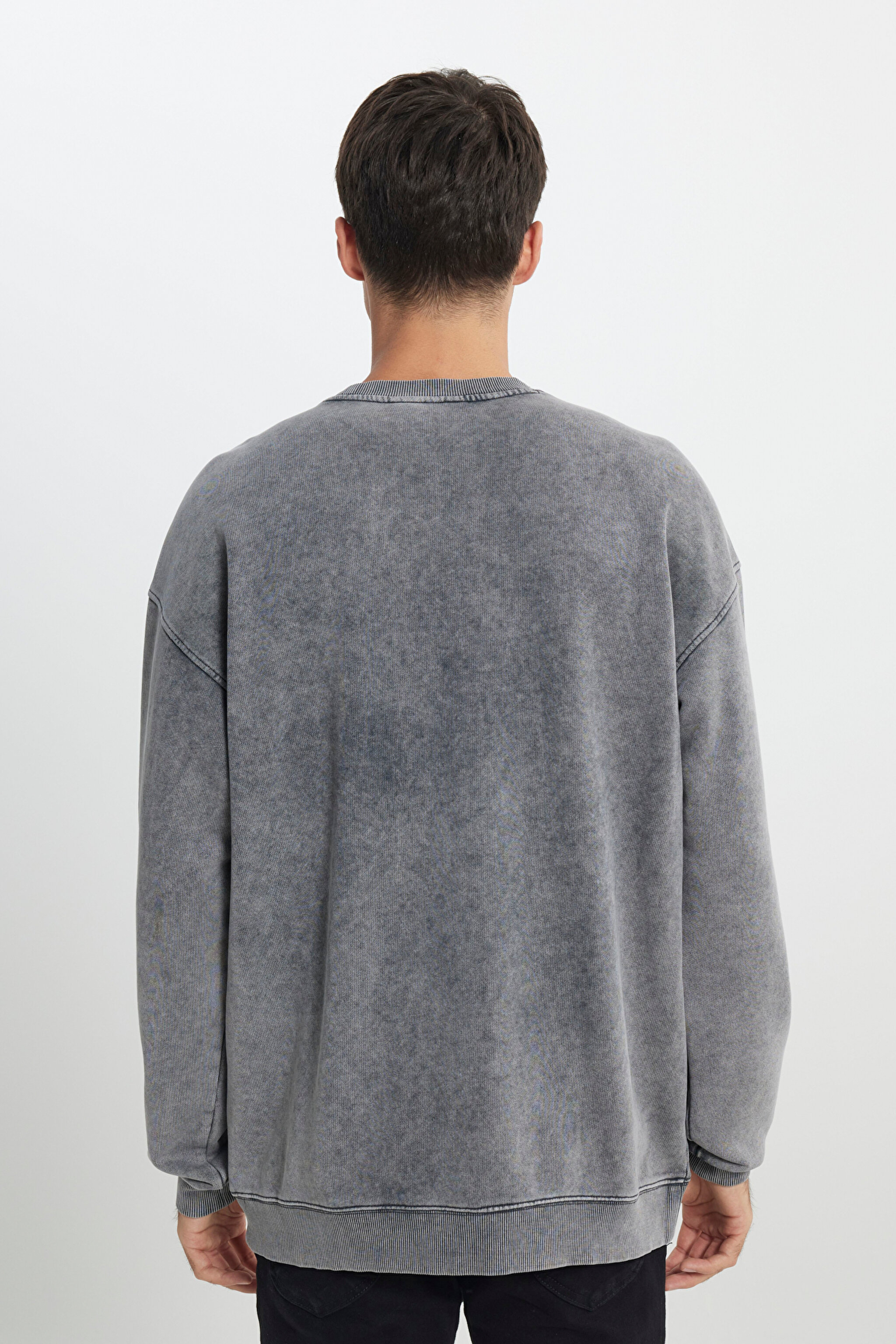 Loose Fit Rahat Kesim Bisiklet Yaka %100 Pamuk Antrasit Sweatshirt - Anthracite-L241744003 (görsel 6)