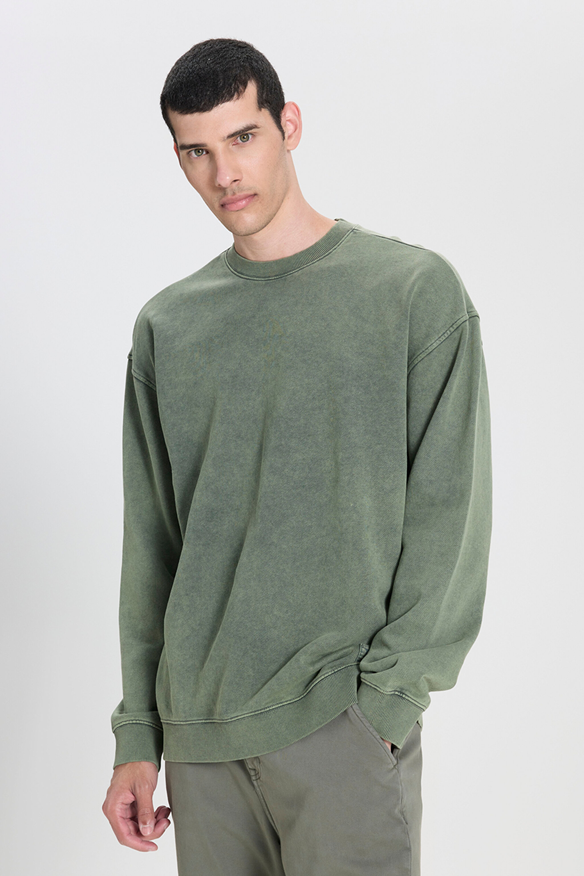 Loose Fit Rahat Kesim Bisiklet Yaka %100 Pamuk Yeşil Sweatshirt