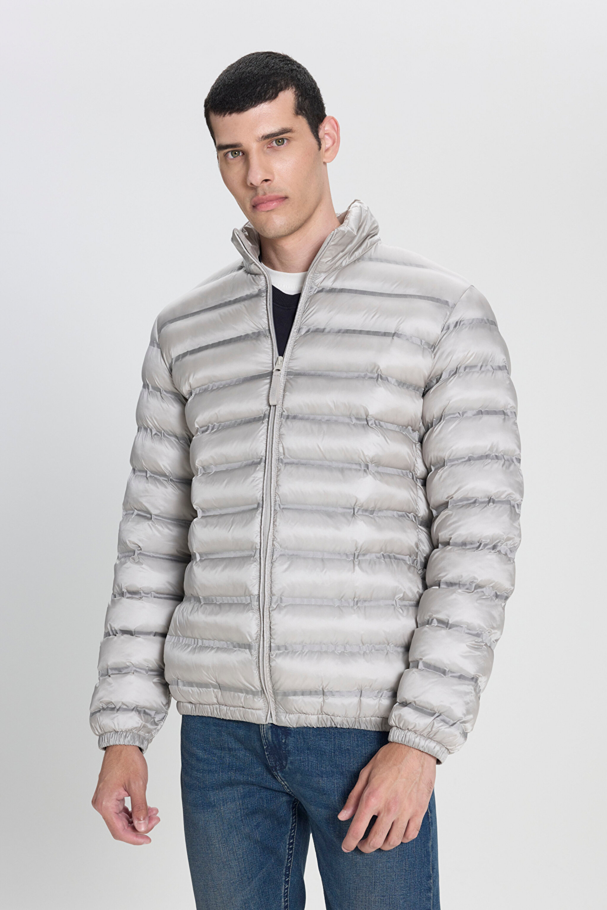 Regular Fit Normal Kesim Dik Yaka Fermuarlı Gri Bej Şişme Mont - Beige-L242028614 (görsel 2)