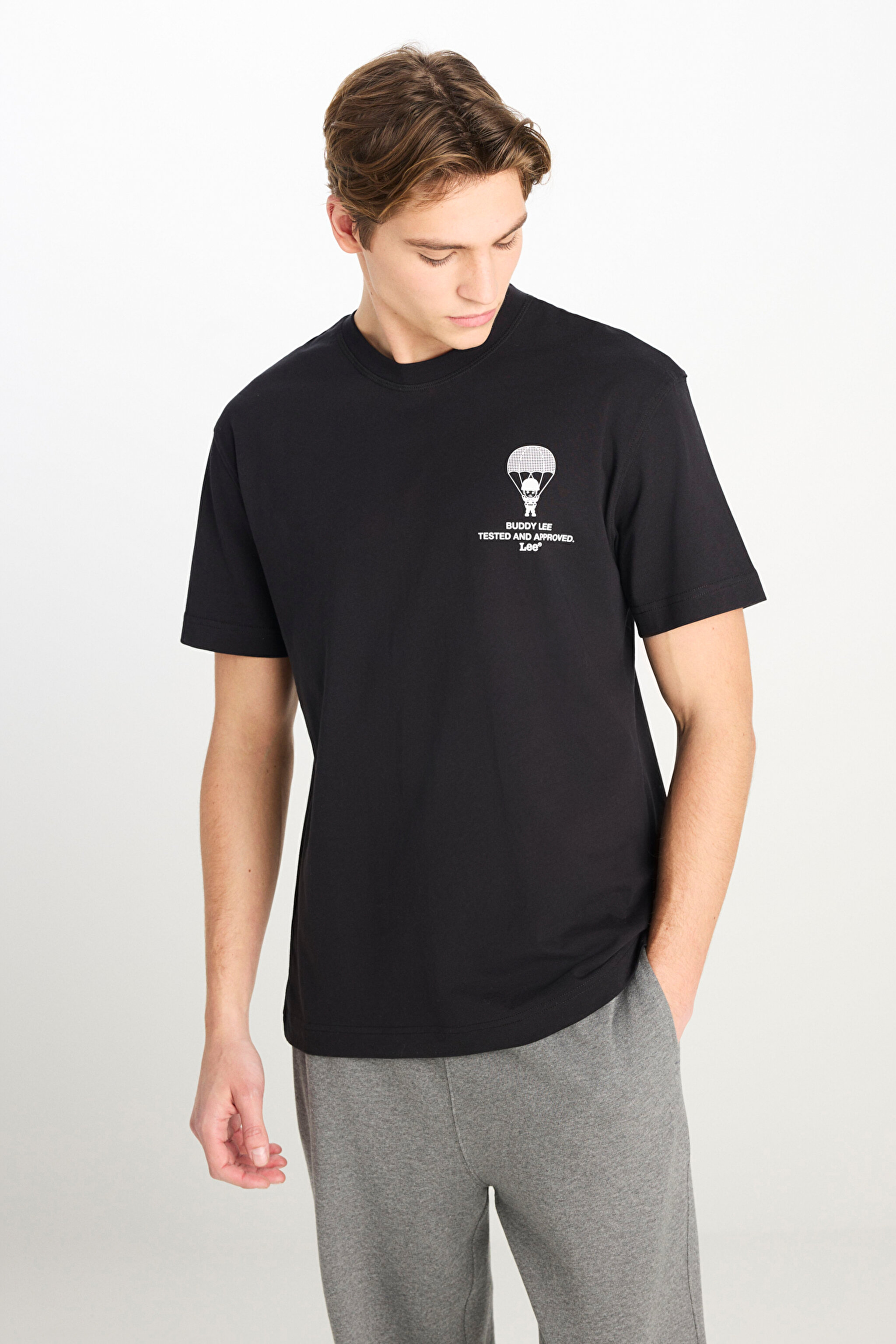 %100 Pamuk Relaxed Fit Geniş Kesim Bisiklet Yaka Siyah Tişört - Black-L2510086001 (görsel 2)