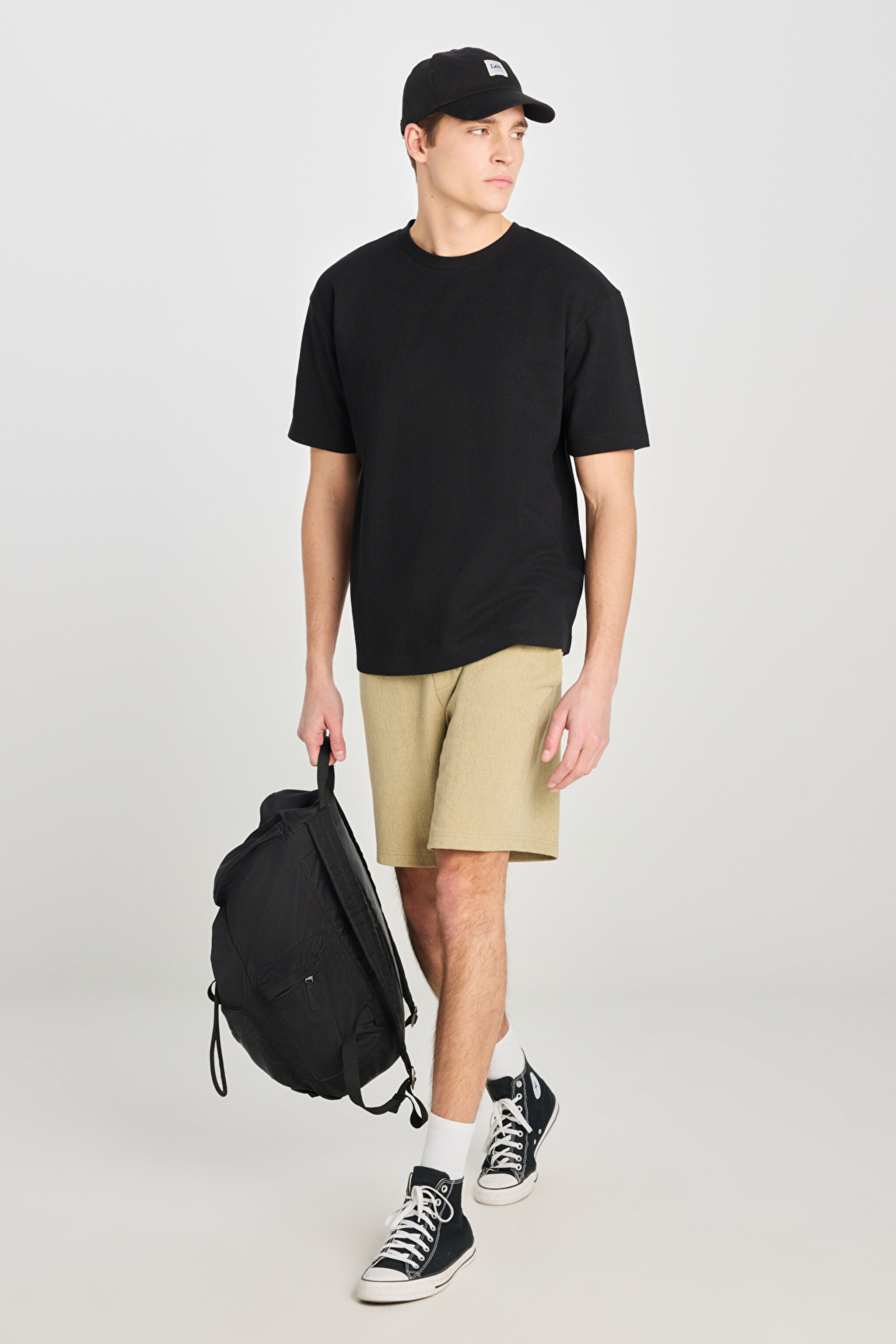 Relaxed Fit Geniş Kesim Bisiklet Yaka Pamuklu Siyah Tişört - Black-L2510271001 (görsel 3)