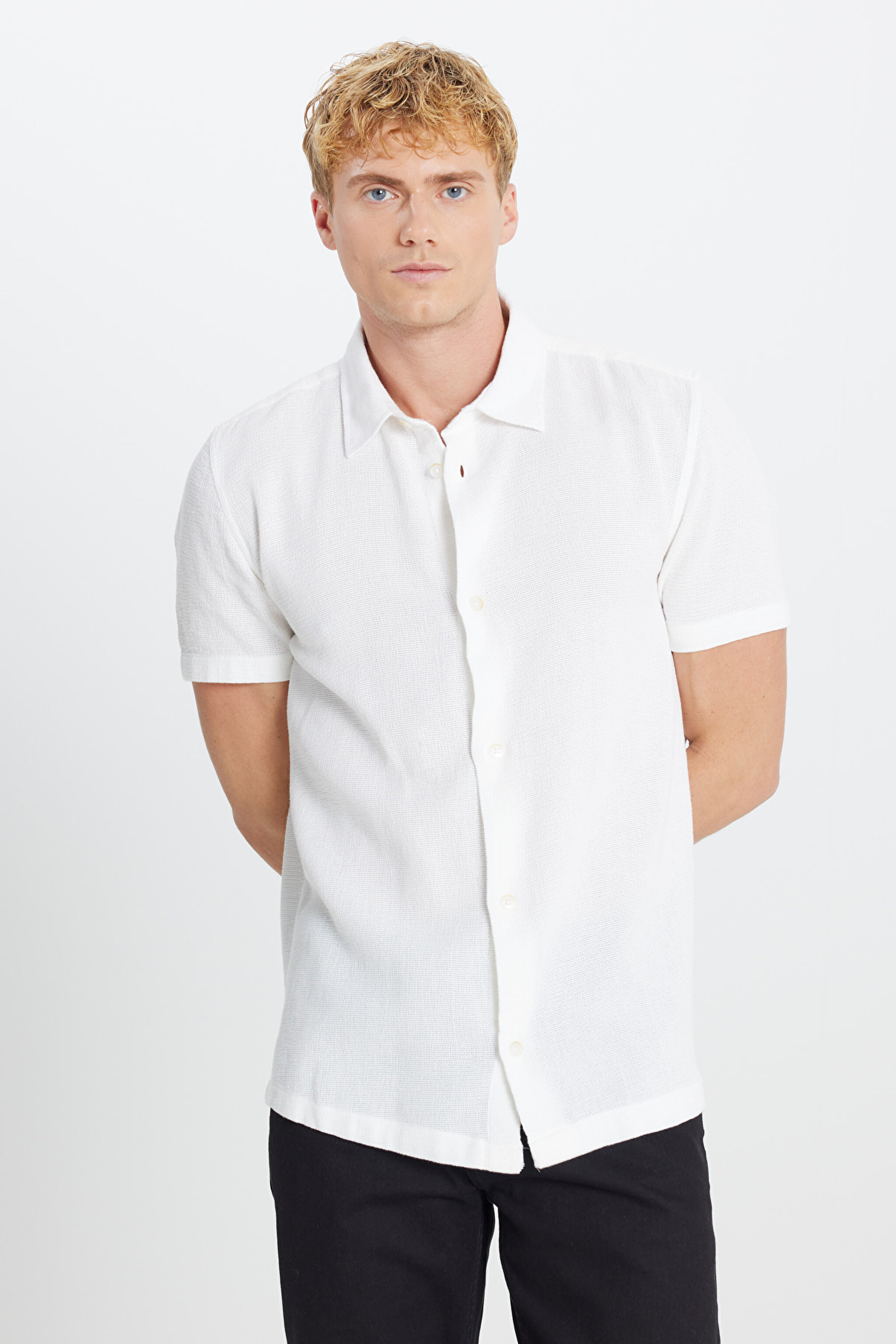%100 Pamuk Relaxed Fit Geniş Kesim Kırık Beyaz Gömlek - White-L2510286100