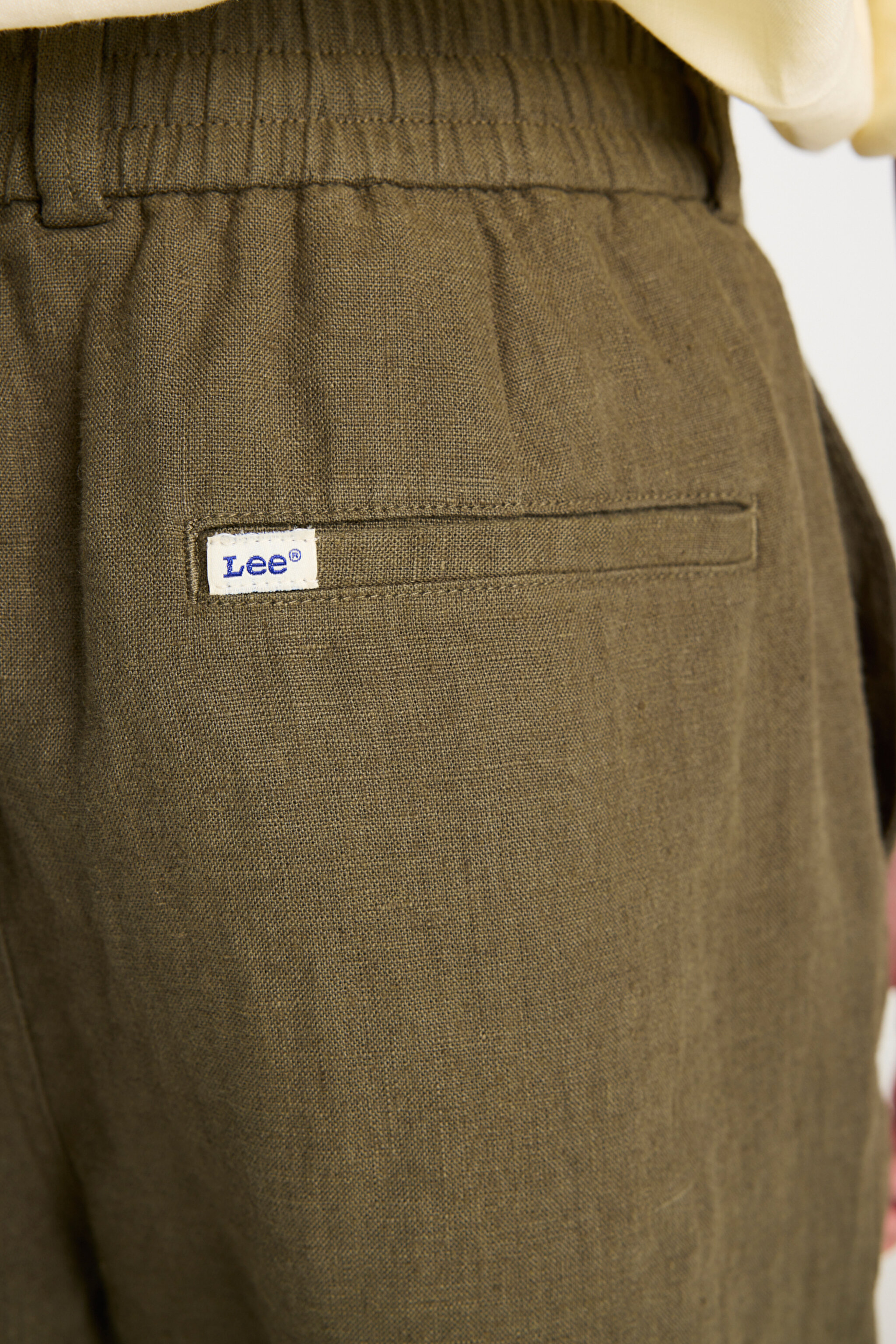 %100 Keten Regular Fit Normal Kesim Lastik Bel Detaylı Haki Şort - Khaki-L2510300801 (görsel 5)