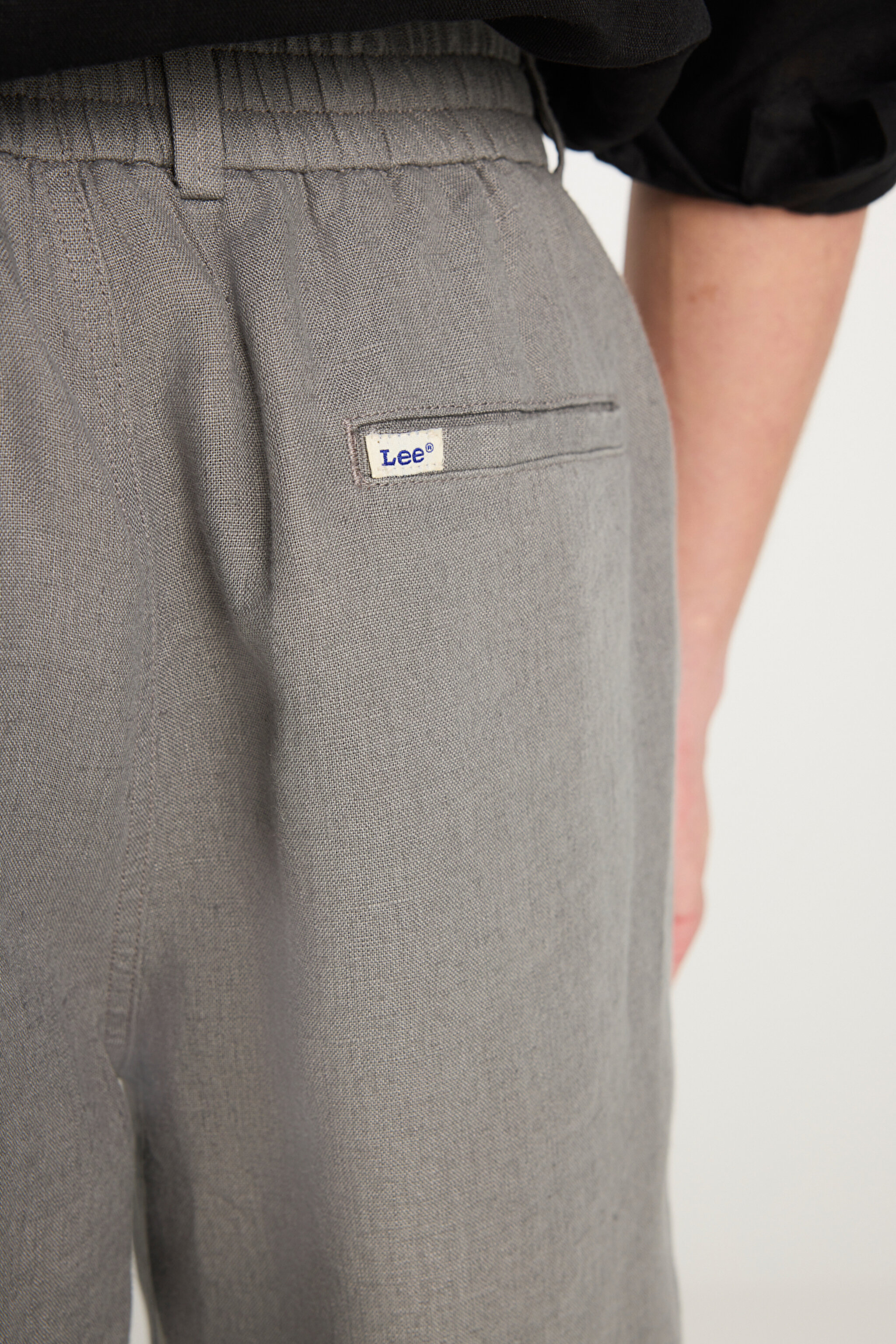 %100 Keten Regular Fit Normal Kesim Lastik Bel Detaylı Koyu Gri Şort - Dark Grey-L251030093 (görsel 5)