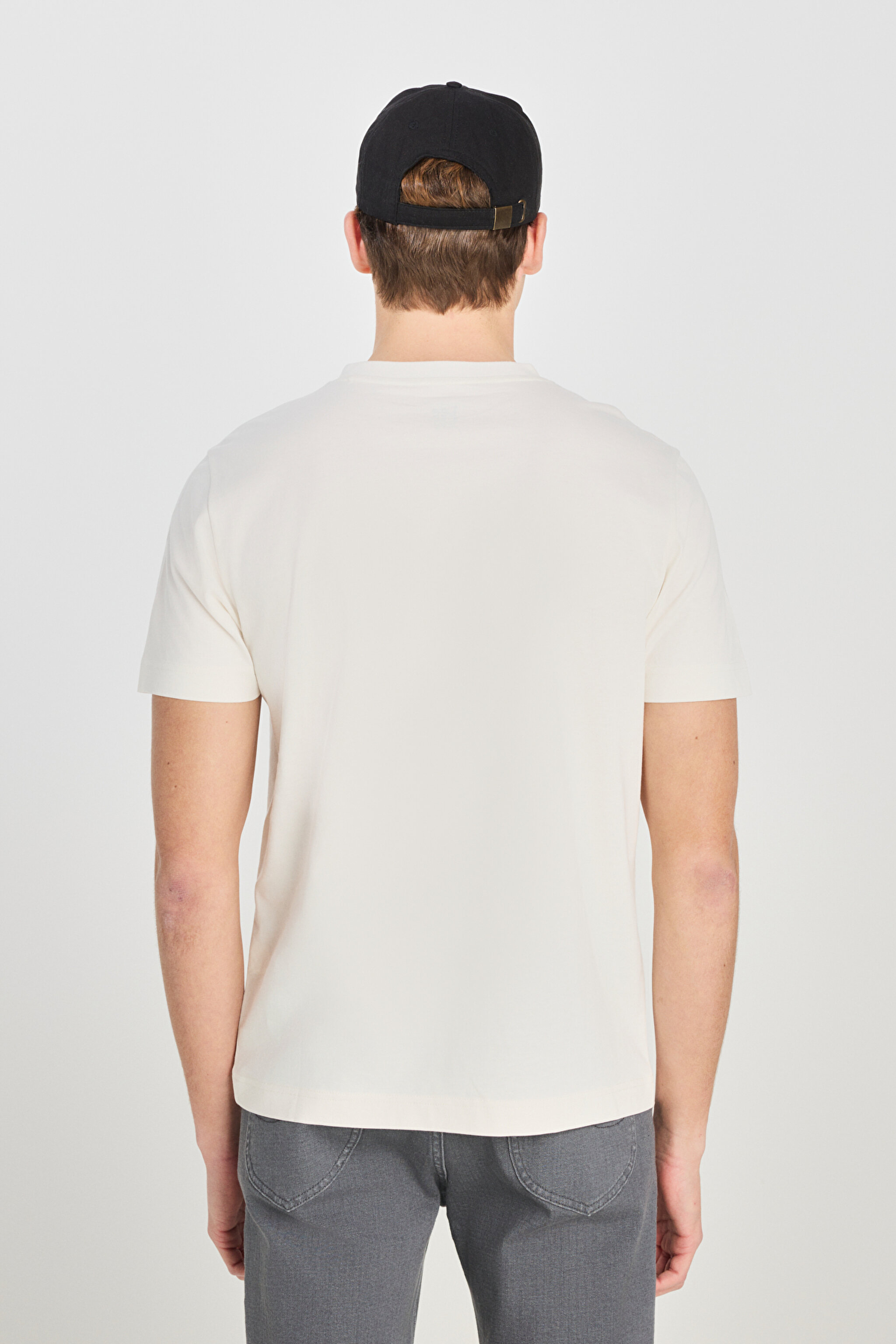 %100 Pamuk Regular Fit Normal Kesim Bisiklet Yaka Baskılı Ekru Tişört - Off White-L2510321102 (görsel 5)