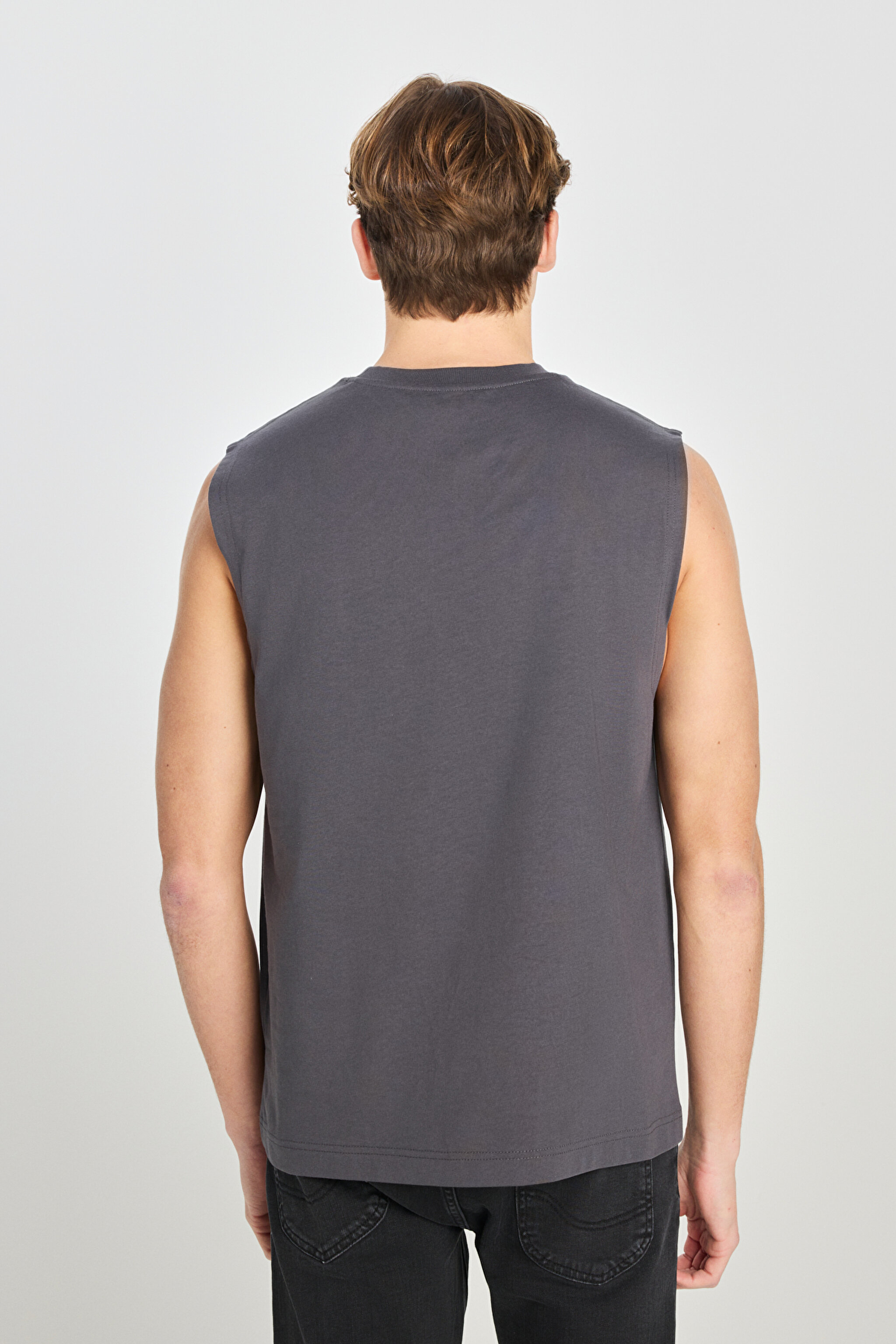 %100 Pamuk Relaxed Fit Geniş Kesim Bisiklet Yaka Baskılı Antasit Tişört - Anthracite-L2510545003 (görsel 5)
