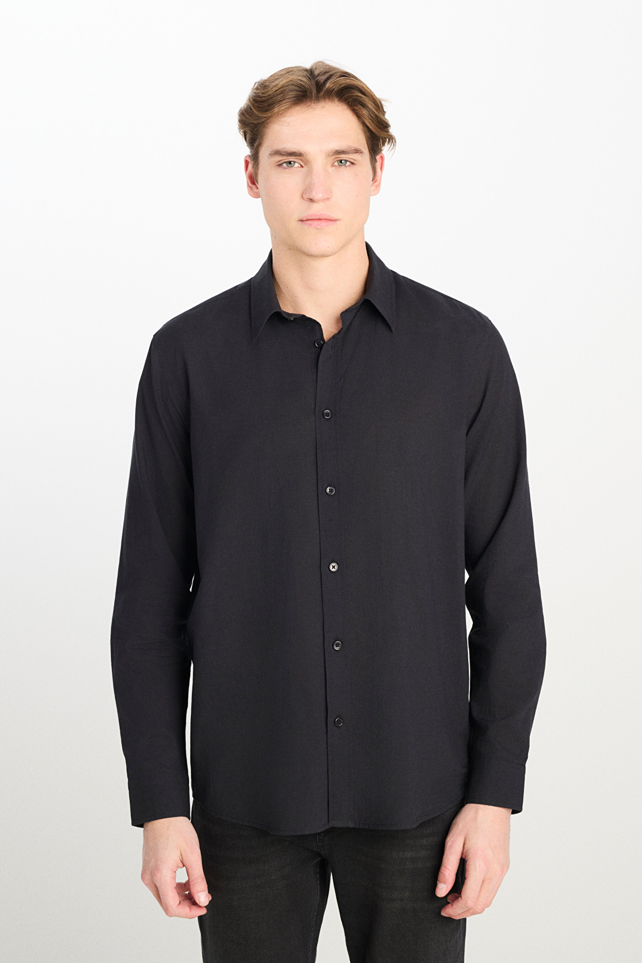 %100 Pamuk Regular Fit Normal Kesim Uzun Kollu Siyah Gömlek - Black-L2510557001 (görsel 2)