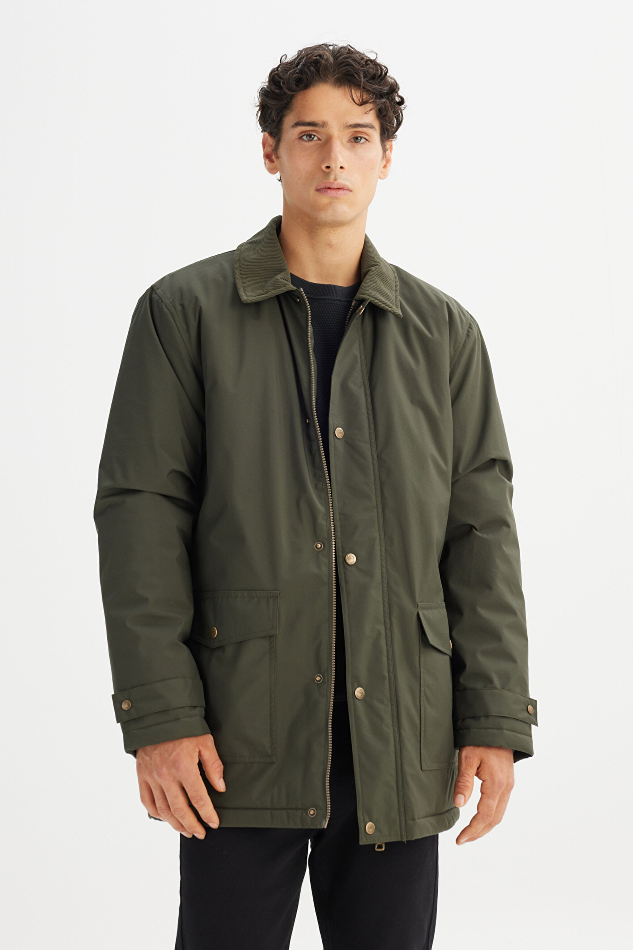 Sıcak Tutan Regular Fit Normal Kesim İçi Polarlı Cepli Parka