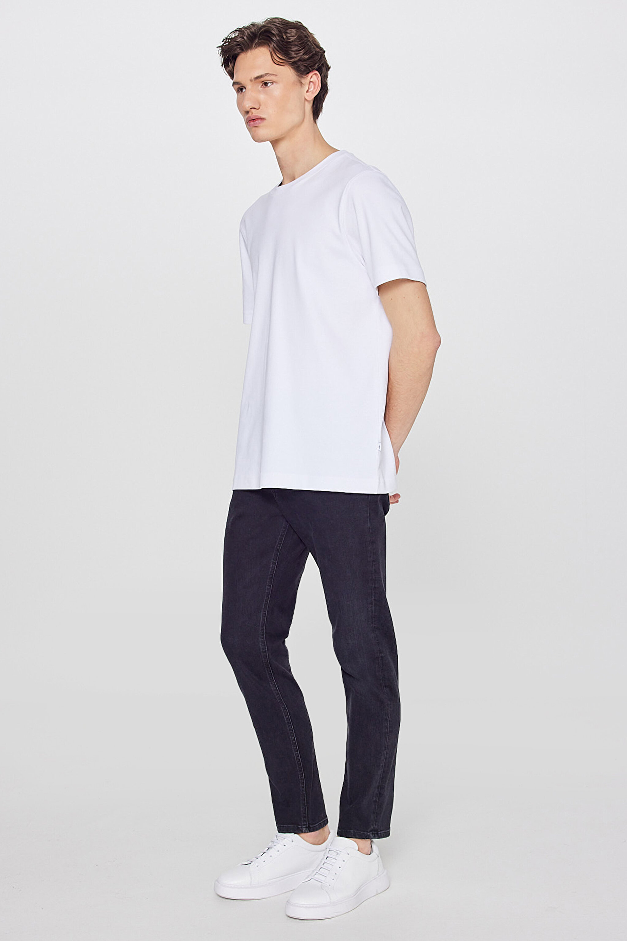 %100 Pamuk Regular Fit Normal Kesim Bisiklet Yaka Basic Tişört - Off White-L2520112102 (görsel 3)