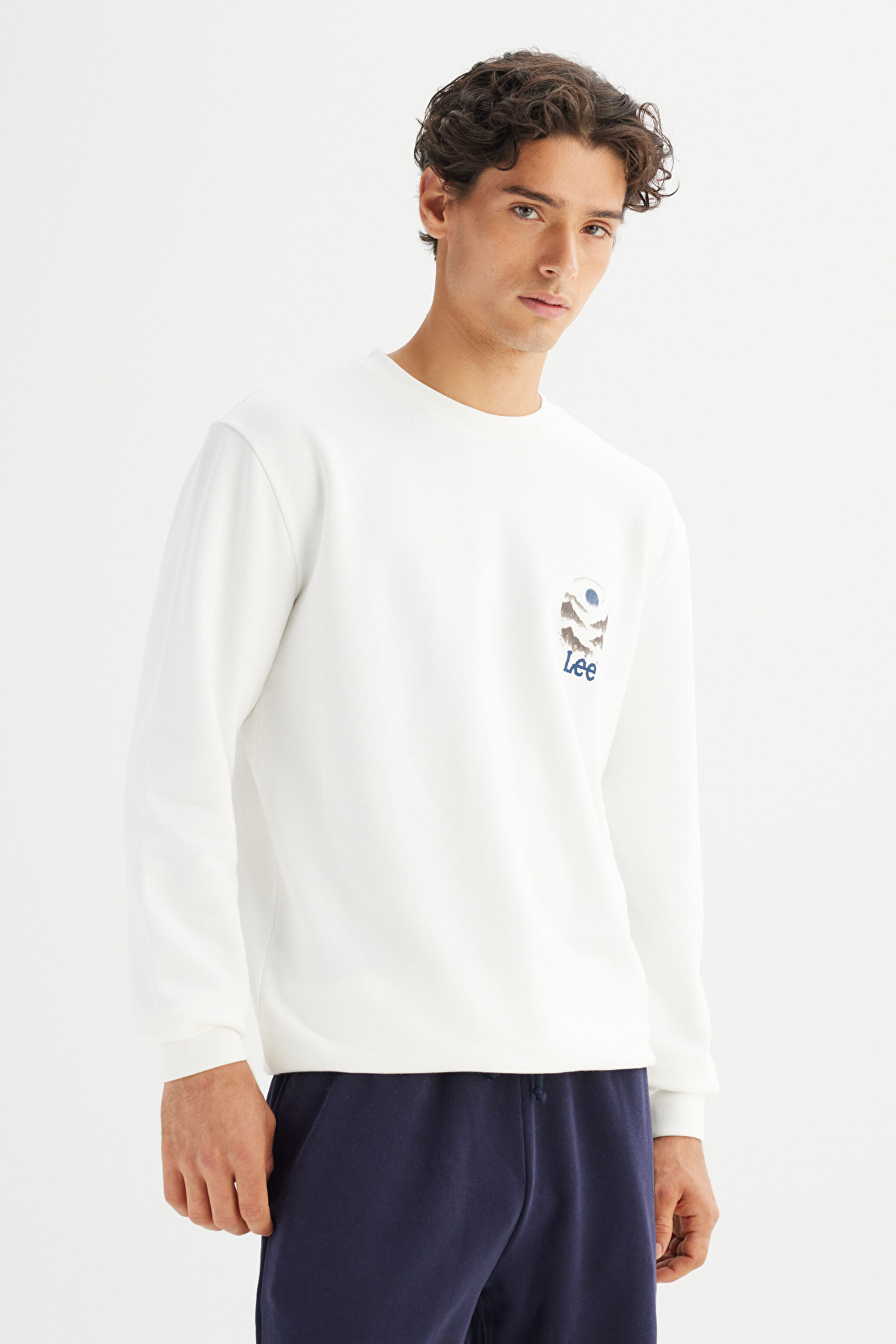 Regular Fit Normal Kesim Bisiklet Yaka Baskılı Kırık Beyaz Sweatshirt