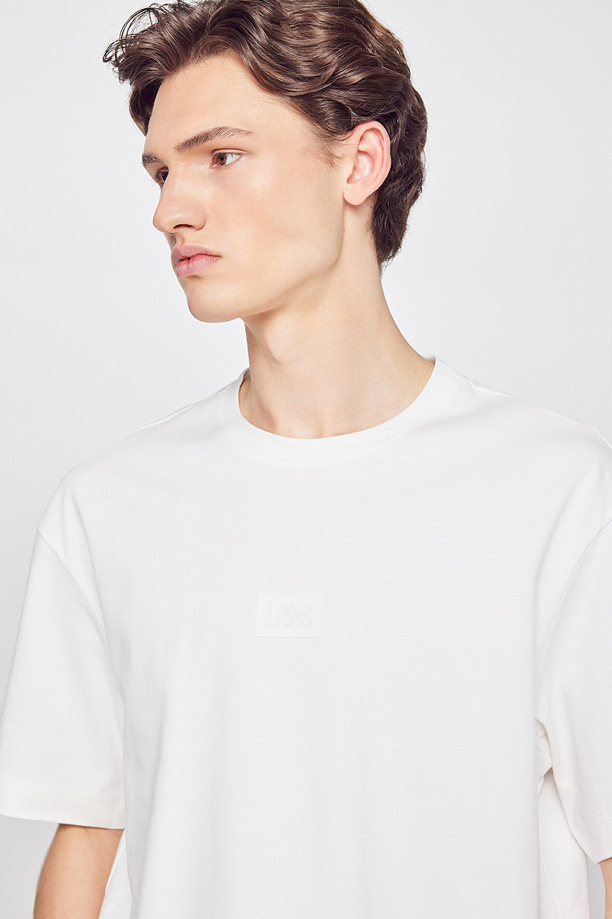 %100 Pamuk Nefes Alan Kumaş Loose Fit Rahat Kesim Logo Detaylı Tişört - Off White-L2520302102 (görsel 4)