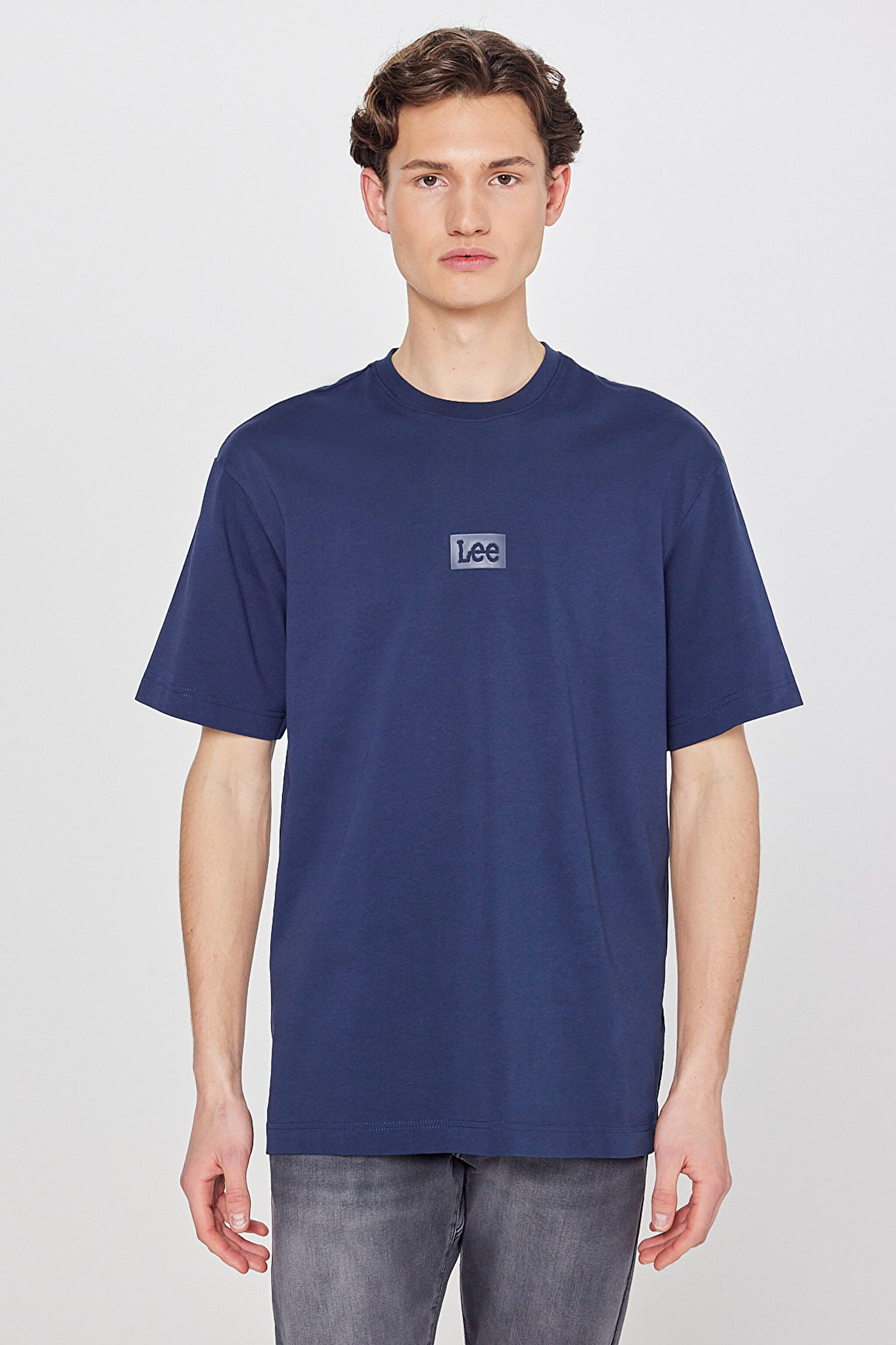 %100 Pamuk Nefes Alan Kumaş Loose Fit Rahat Kesim Logo Detaylı Tişört - Navy-L2520302410 (görsel 2)
