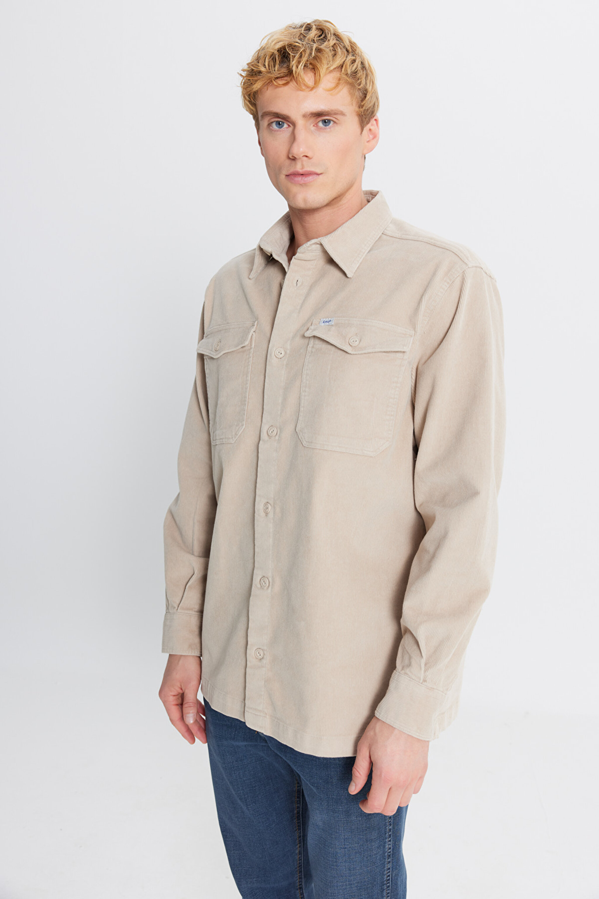 Pamuklu Relaxed Fit Rahat Kesim Klasik Yaka Cepli Kadife Gömlek - Beige-L2520353614 (görsel 4)