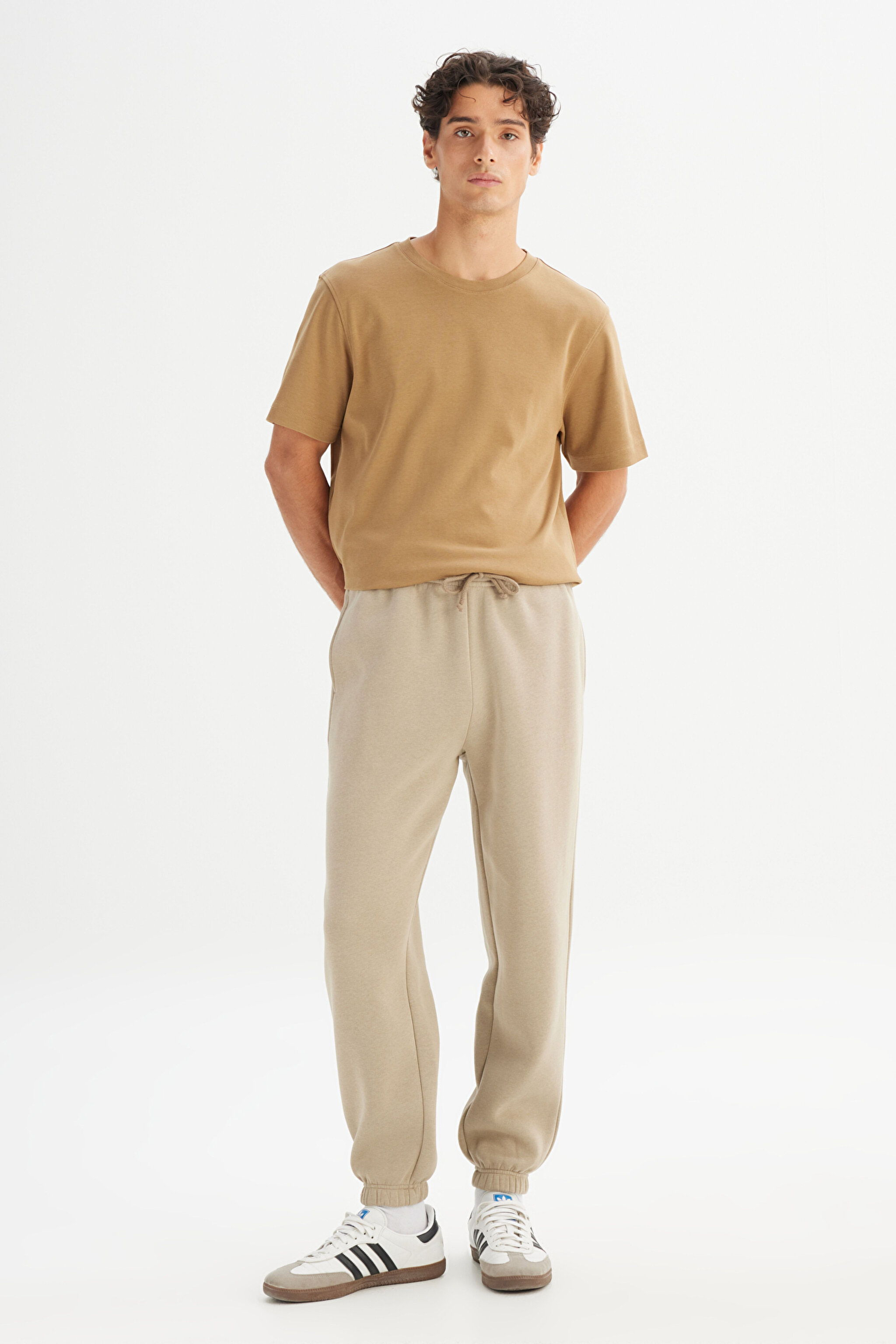 Pamuklu Regular Fit Normal Kesim Cepli Örme Jogger Pantolon - Beige-L2520368614