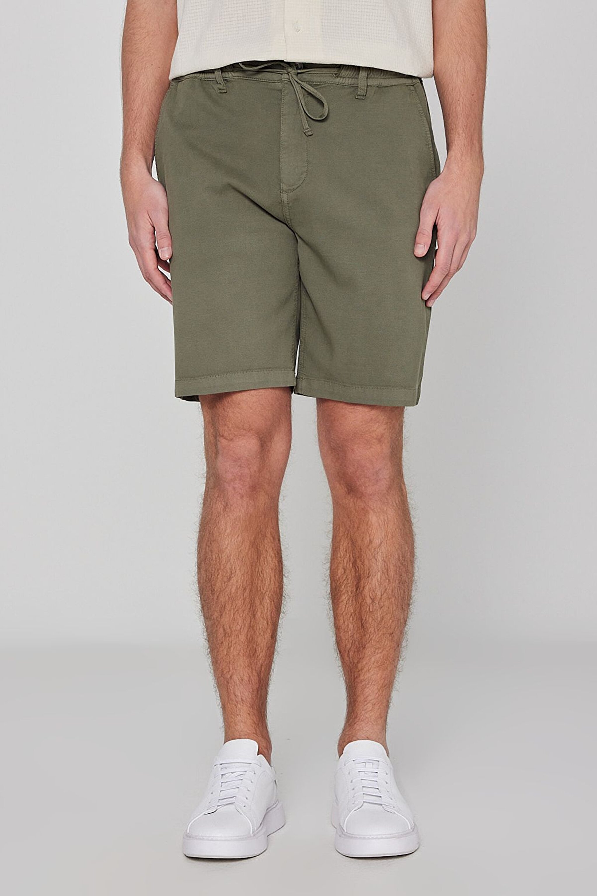 Yumuşak Dokulu Relaxed Fit Rahat Kesim Cepli Şort - Khaki-L2610080801 (görsel 3)