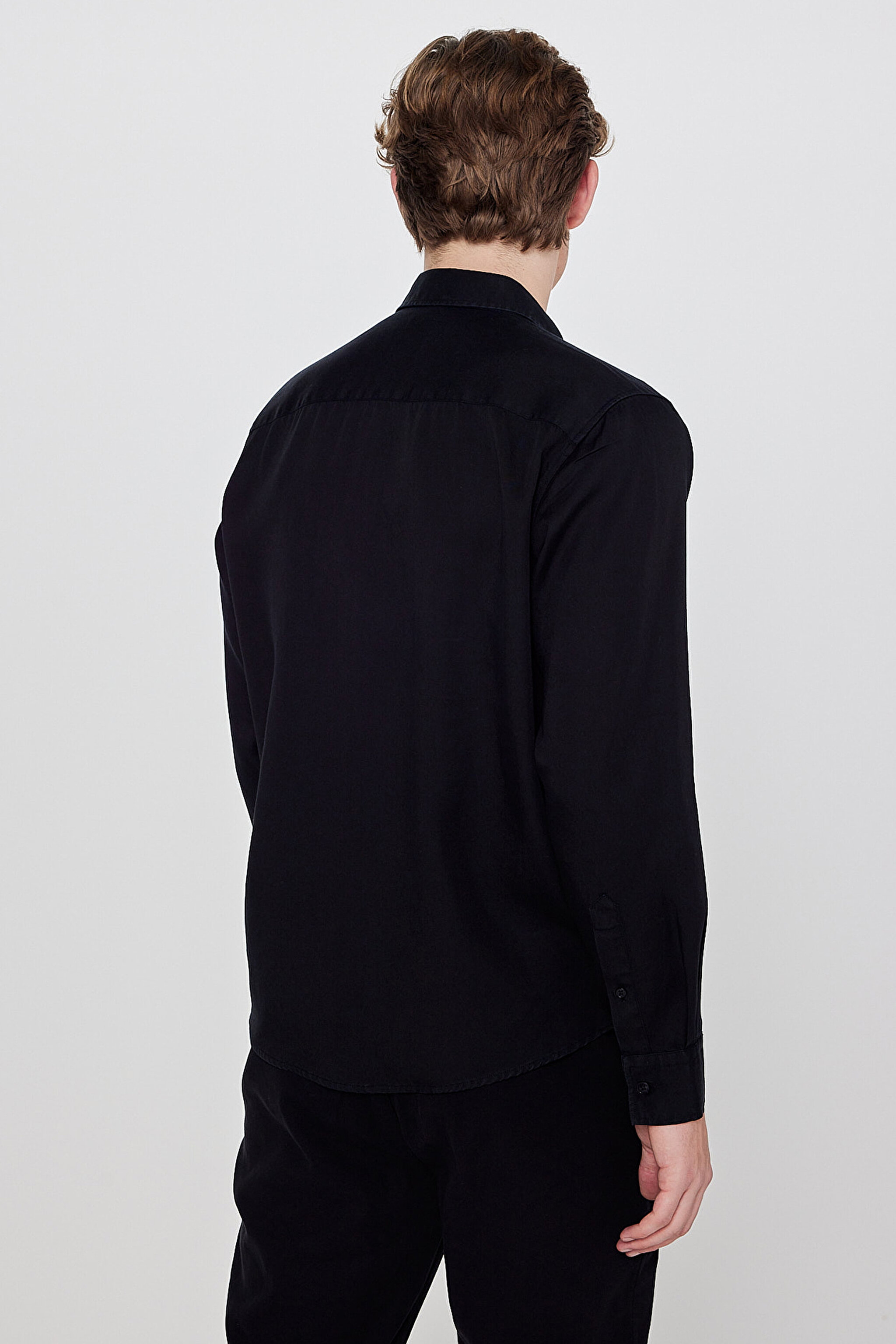 Yumuşak Dokulu Regular Fit Normal Kesim Gömlek - Black-L2610084001 (görsel 5)
