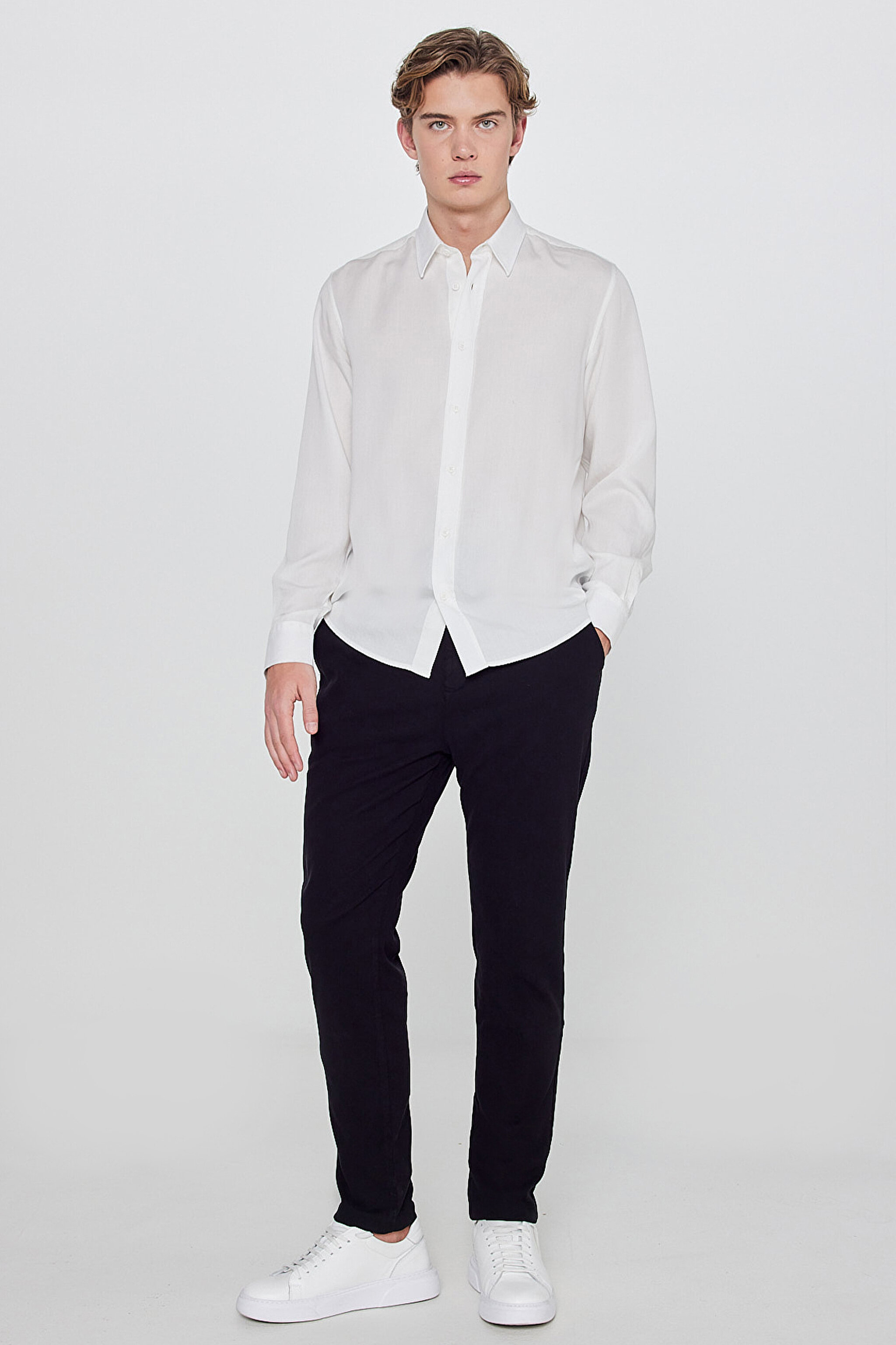 Yumuşak Dokulu Regular Fit Normal Kesim Klasik Yaka Gömlek - White-L2610084100 (görsel 3)