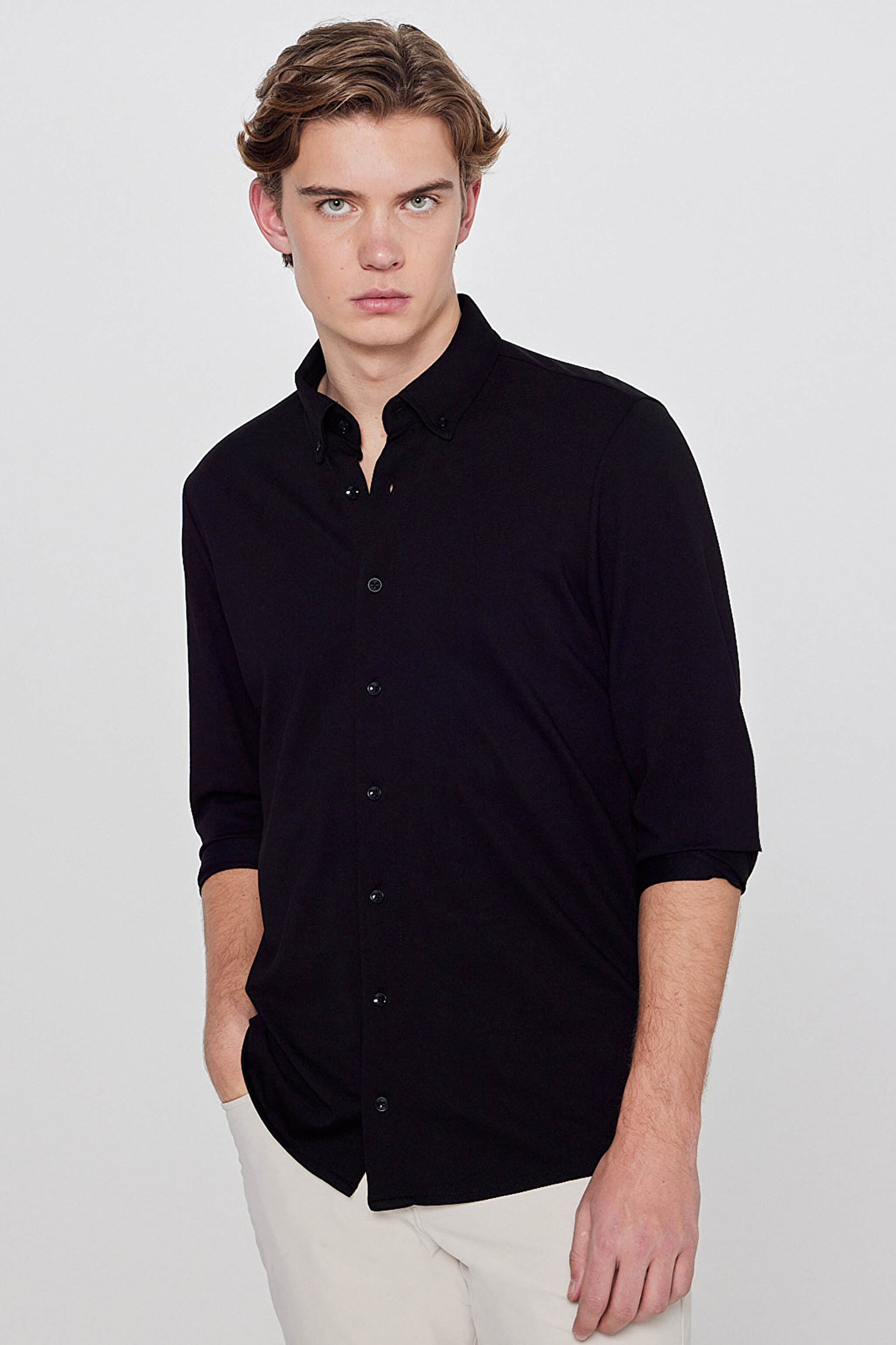 Pamuklu Slim Fit Dar Kesim Klasik Yaka Örme Gömlek - Black-L2610157001 (görsel 2)