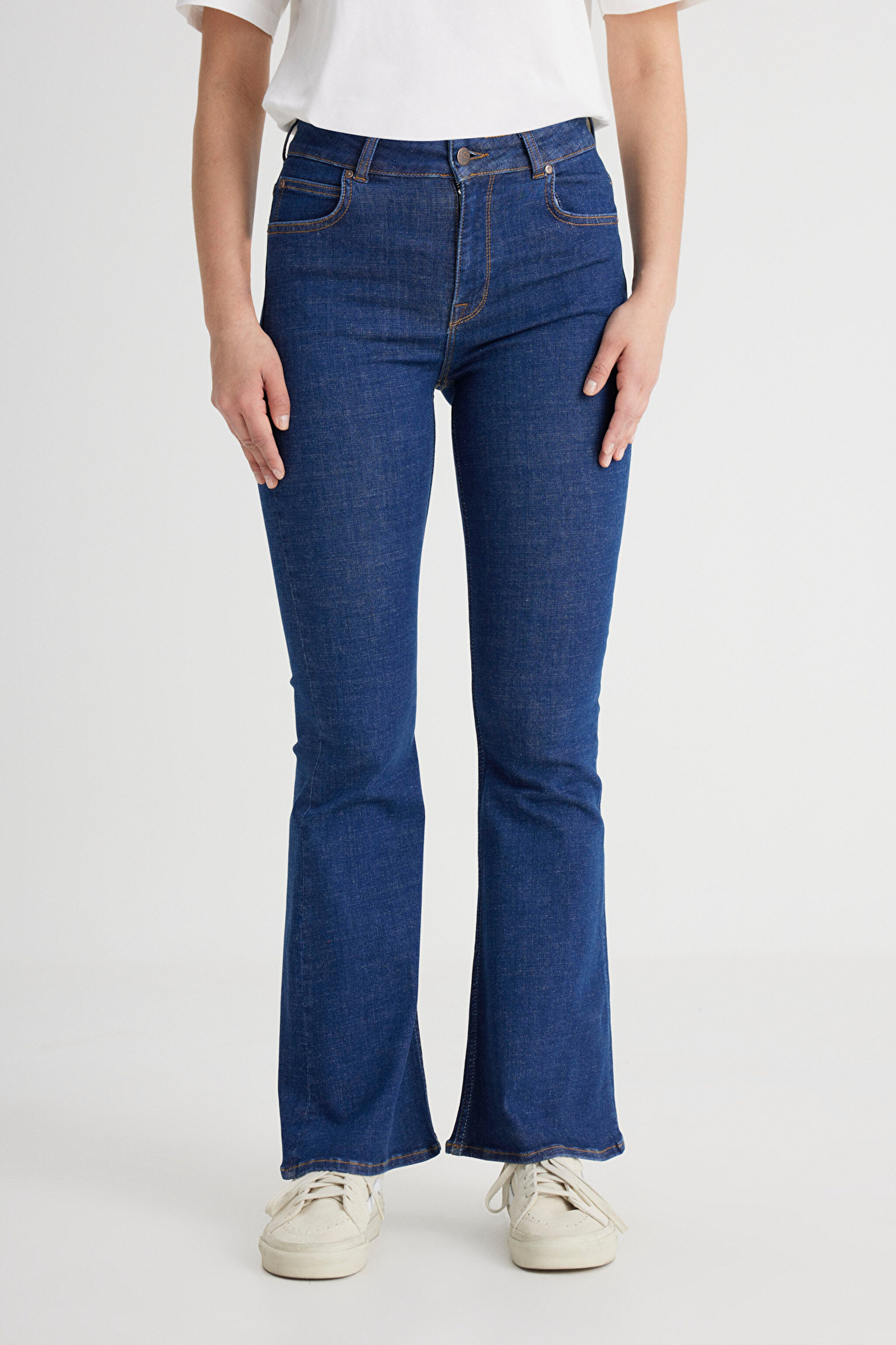 Breese Flare Fit Orta Bel İspanyol Paça Mavi Jean Kot Pantolon - Mid Blue-L32Y005XT (görsel 5)