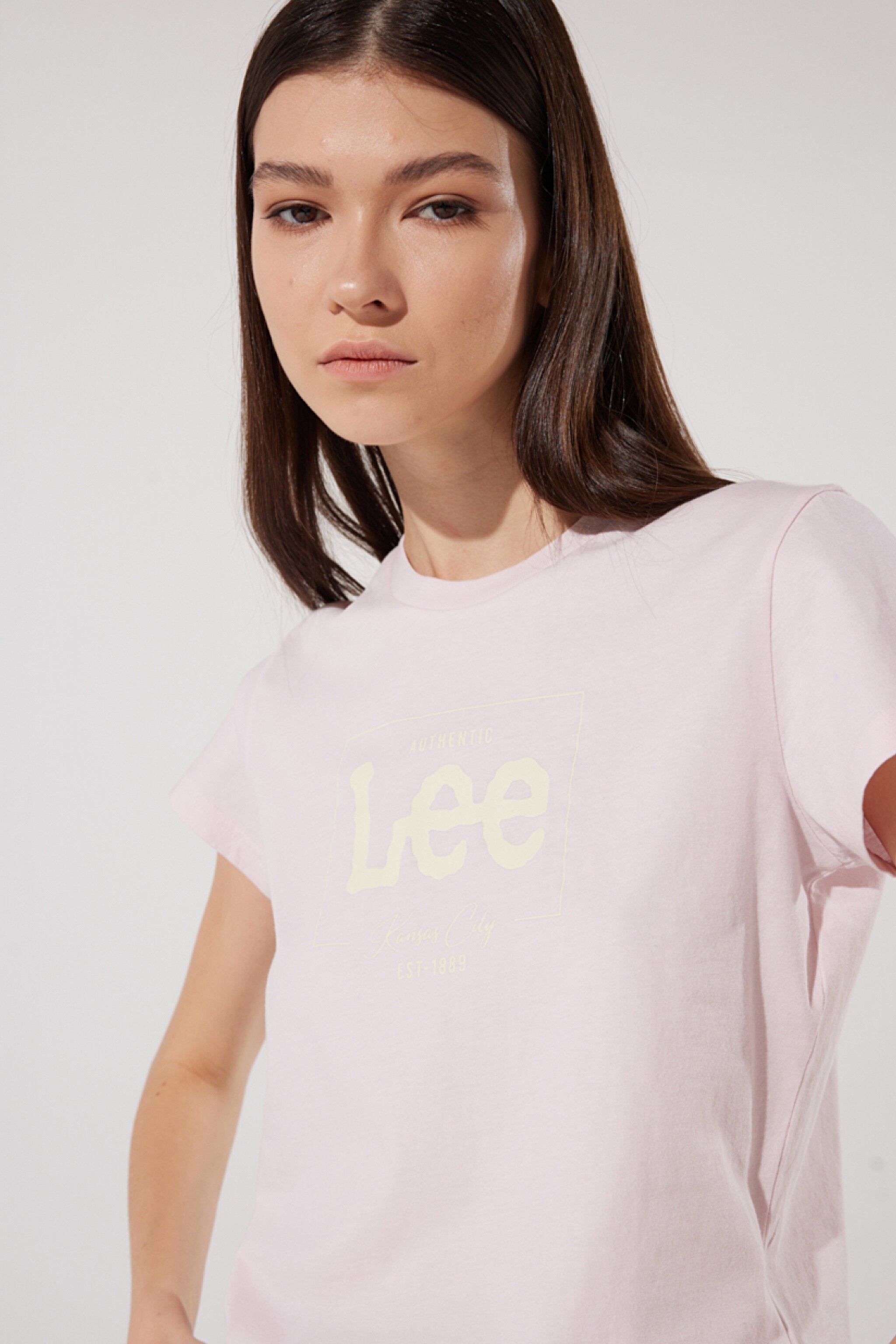 Regular Fit Normal Kesim %100 Pamuk Bisiklet Yaka Logolu Tişört - Pale Lilac-L42LEHSU (görsel 2)