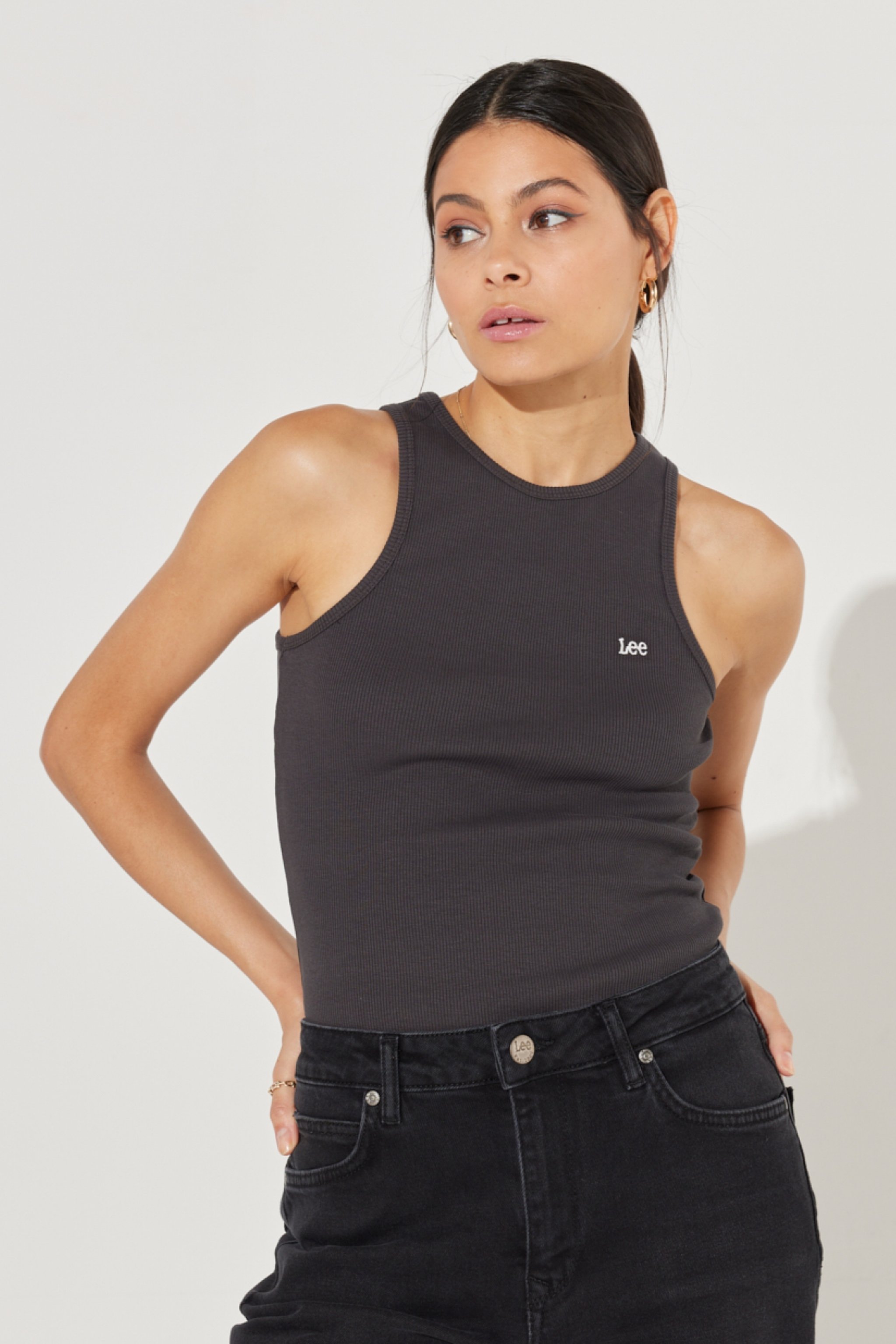 Slim Fit Dar Kesim Bisiklet Yaka Kolsuz Siyah Tişört - Washed Black-L44QJRON