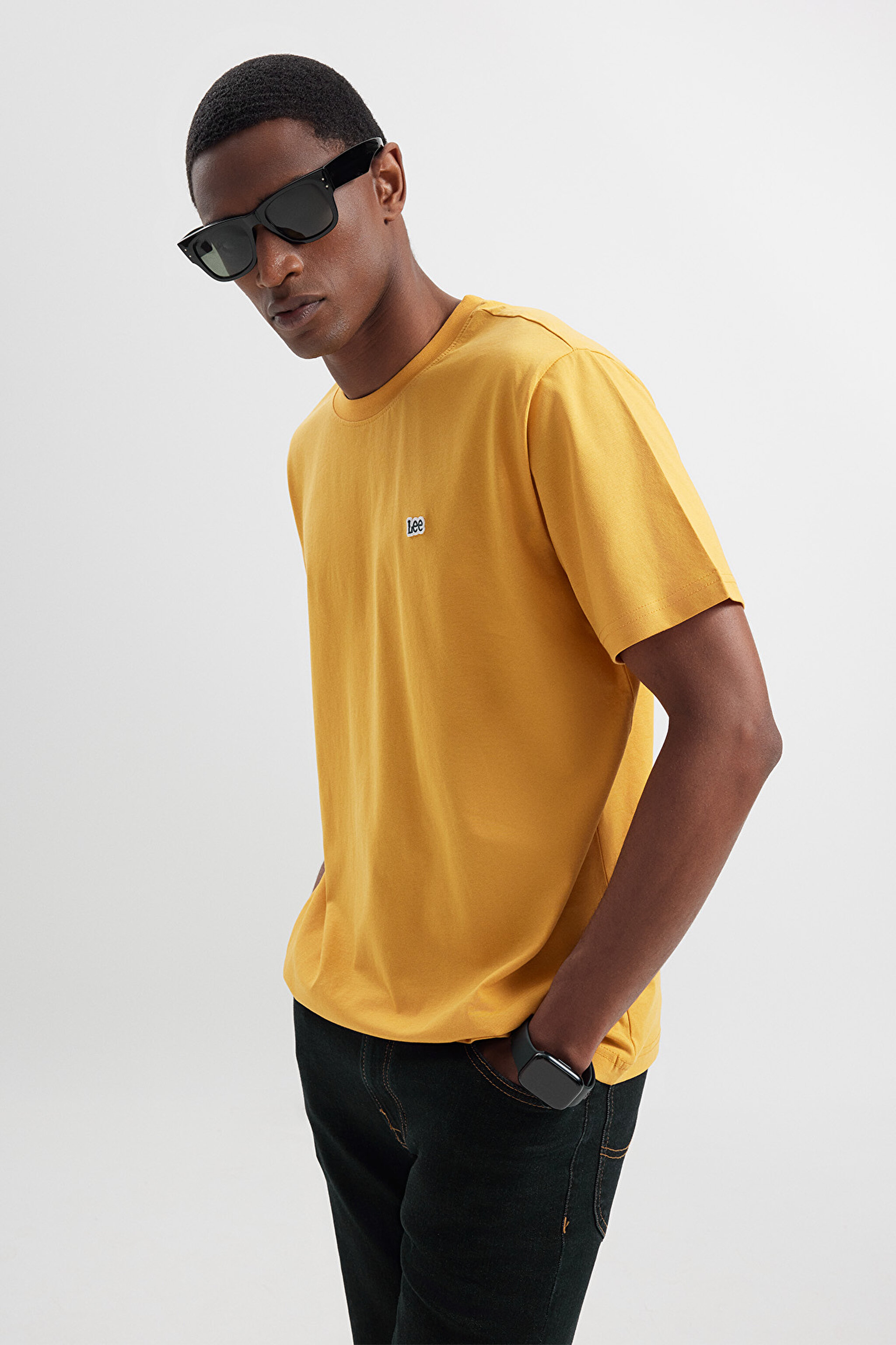 Regular Fit Rahat Kesim %100 Pamuk Bisiklet Yaka Logolu Crew Neck Tişört