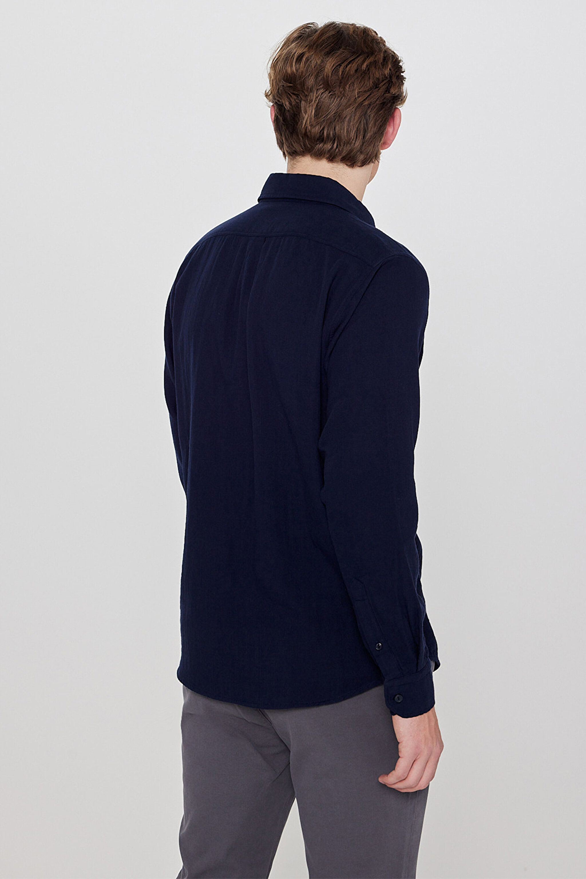Relaxed Fit Geniş Kesim %100 Pamuk Beyaz Gömlek - Navy-L66N205295410 (görsel 5)
