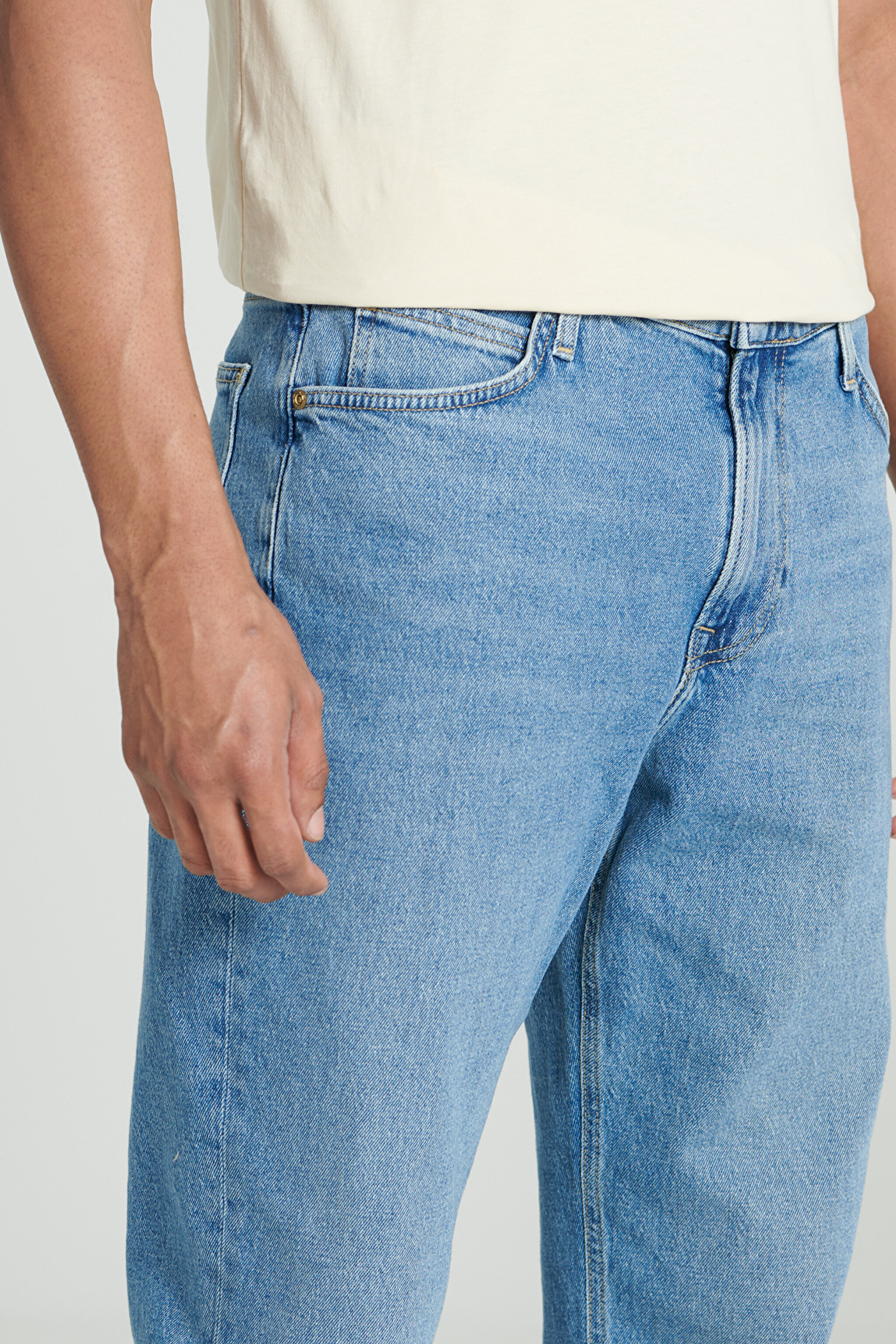 Loose Fit Rahat Kesim Normal Bel Düz Paça West Açık Mavi Jean Kot Pantolon - Handsome-L70W034F37 (görsel 4)