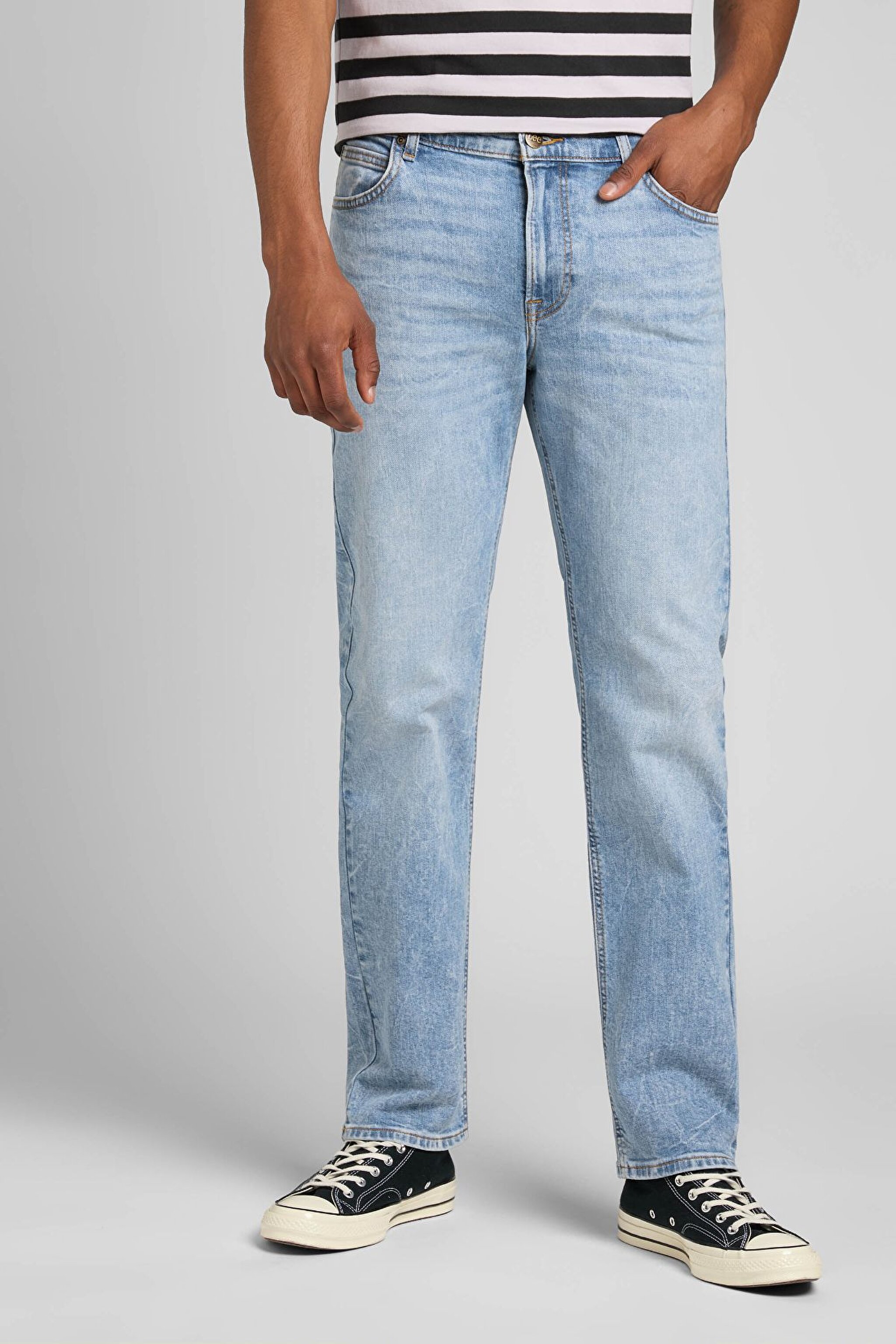 West Relaxed Straight Fit Normal Bel Açık Mavi Esnek Jean Kot Pantolon