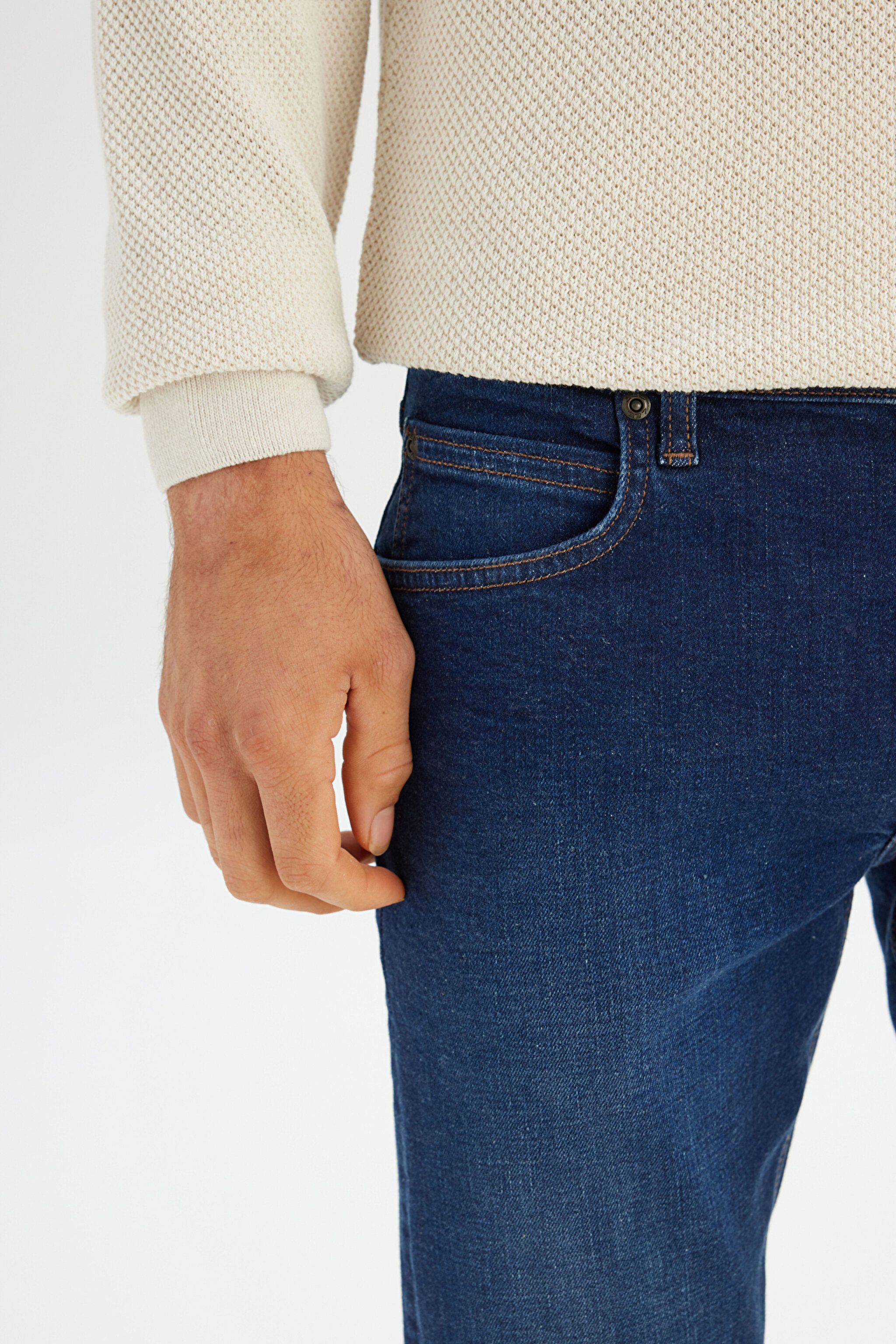 Luke Slim Fit Dar Kesim Normal Bel Dar Paça Pamuklu Esnek Mavi Jean Denim Pantolon - Dark Indigo-L71900058317 (görsel 4)