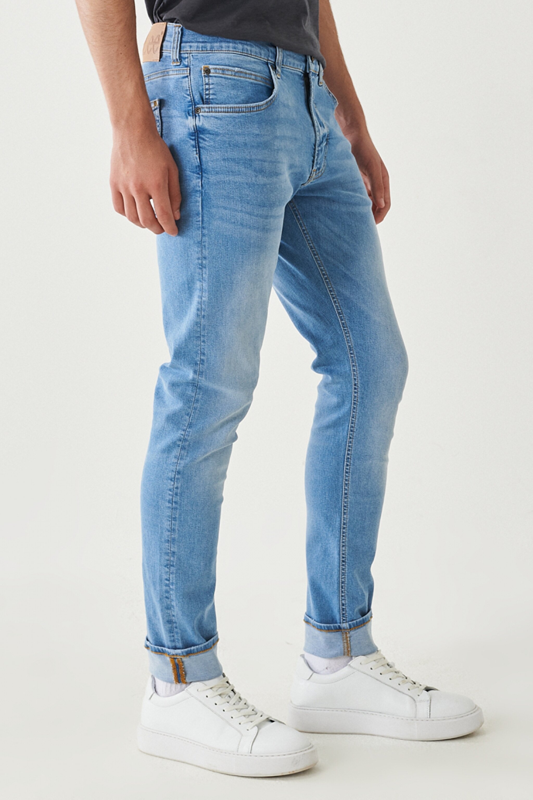 Luke Slim Tapered Fit Dar Kesim %100 Pamuk Açık Mavi Jean Kot Pantolon - Light Blue-L719004404 (görsel 4)