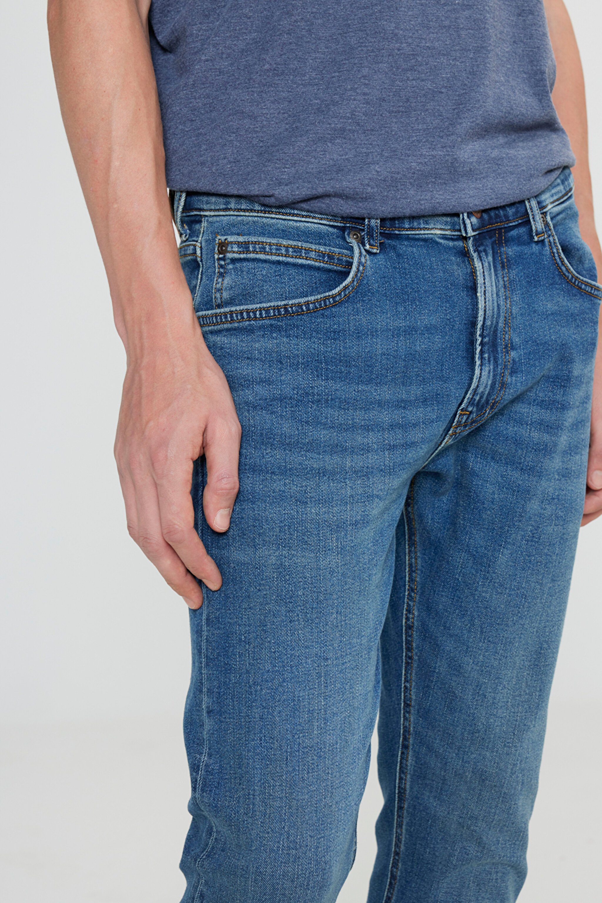 Luke Slim Fit Dar Kesim Normal Bel Mavi Esnek Jean Kot Pantolon - Mid Blue-L719043XT (görsel 5)