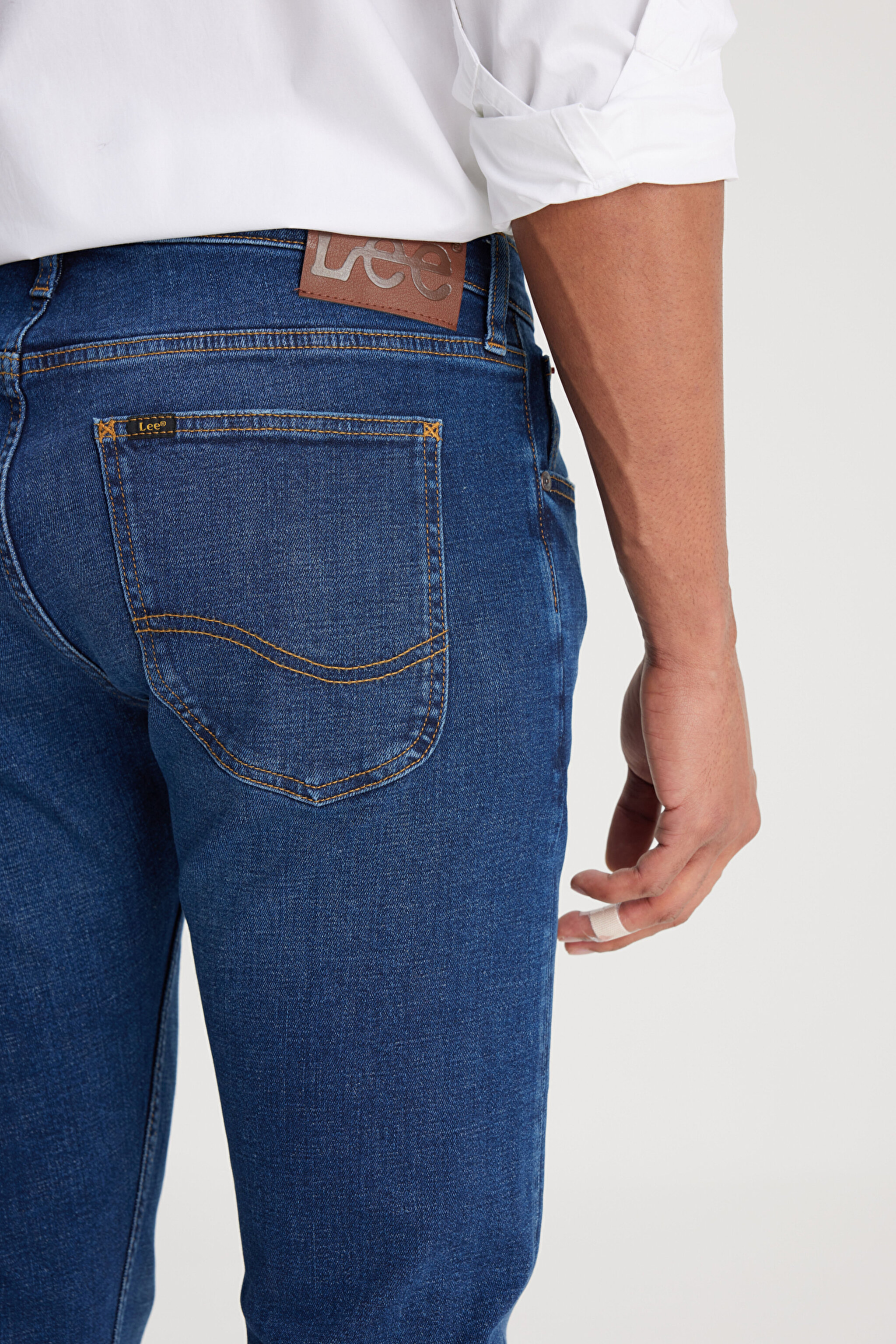 Slim Fit Dar Kesim Normal Bel Dar Paça Luke Mavi Jean Kot Pantolon - Mid Blue-L719125XT (görsel 4)