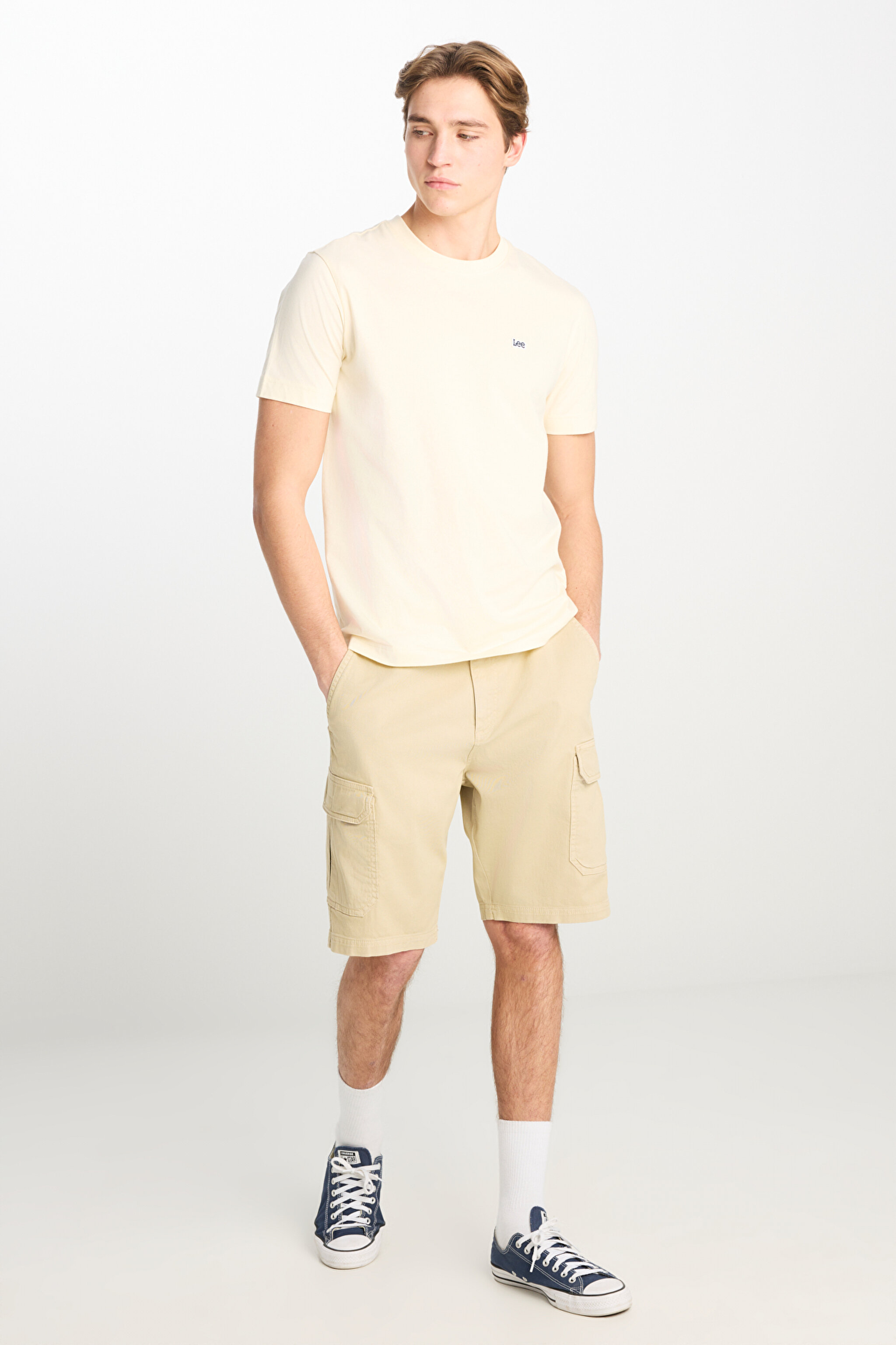 %100 Pamuk Relaxed Fit Geniş Kesim Normal Bel Bej Chino Şort