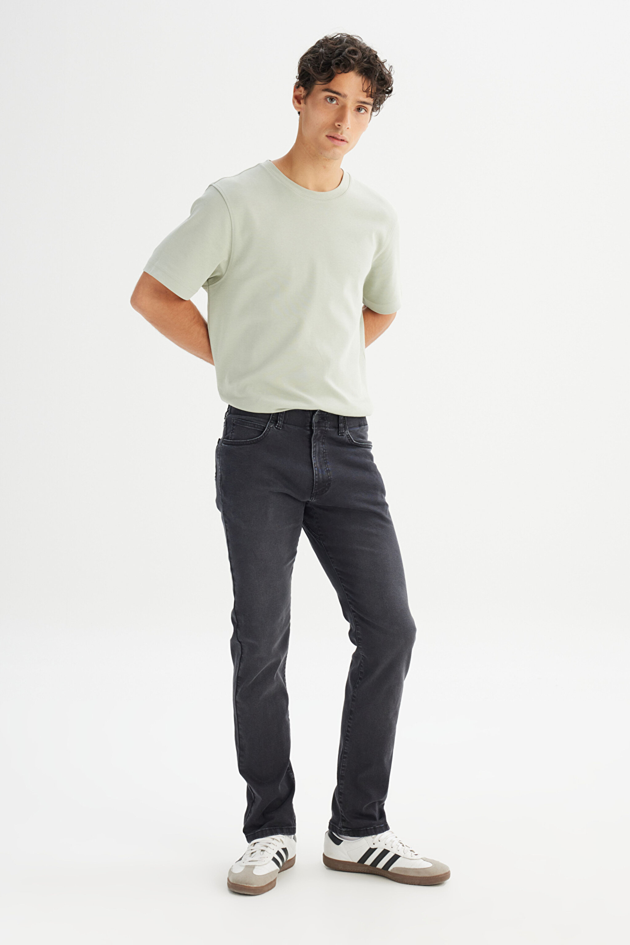 Extreme Motion Slim Fit Dar Kesim Pamuklu Esnek Lacivery Denim Jean Pantolon