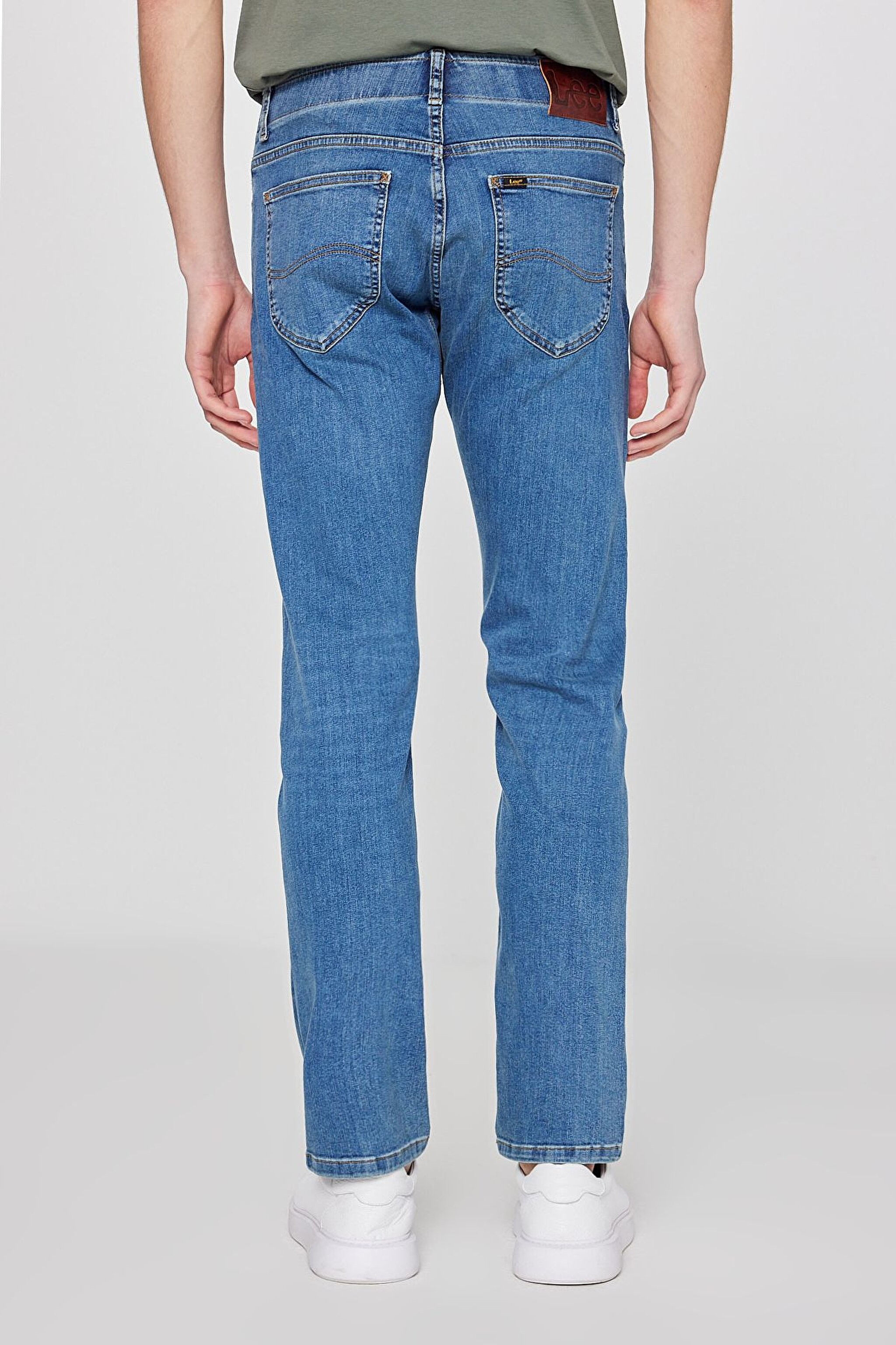 Slim Tapered Fit Dar Kesim Normal Bel Düz Paça Extreme Motion Mavi