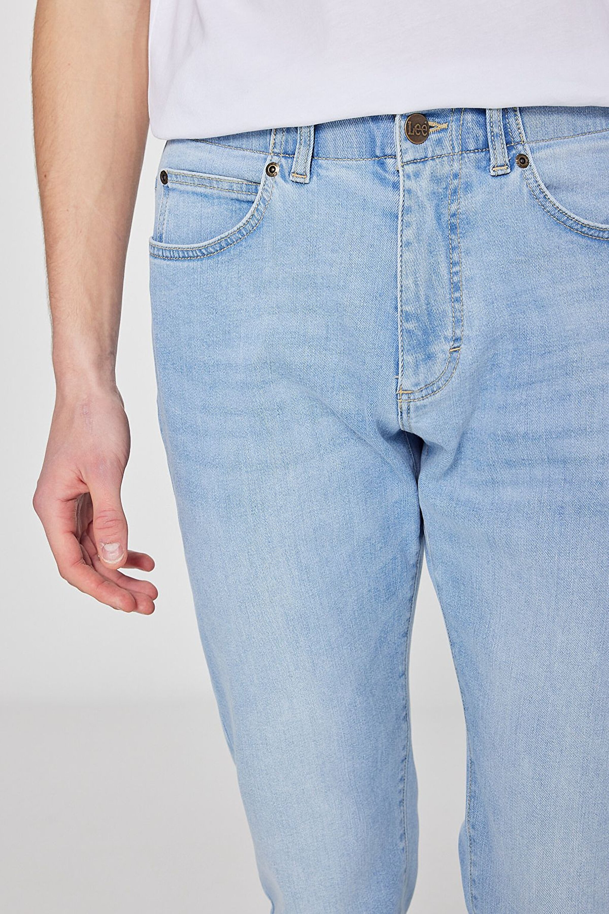 Slim Fit Dar Kesim Normal Bel Dar Paça Extreme Motion Açık Mavi