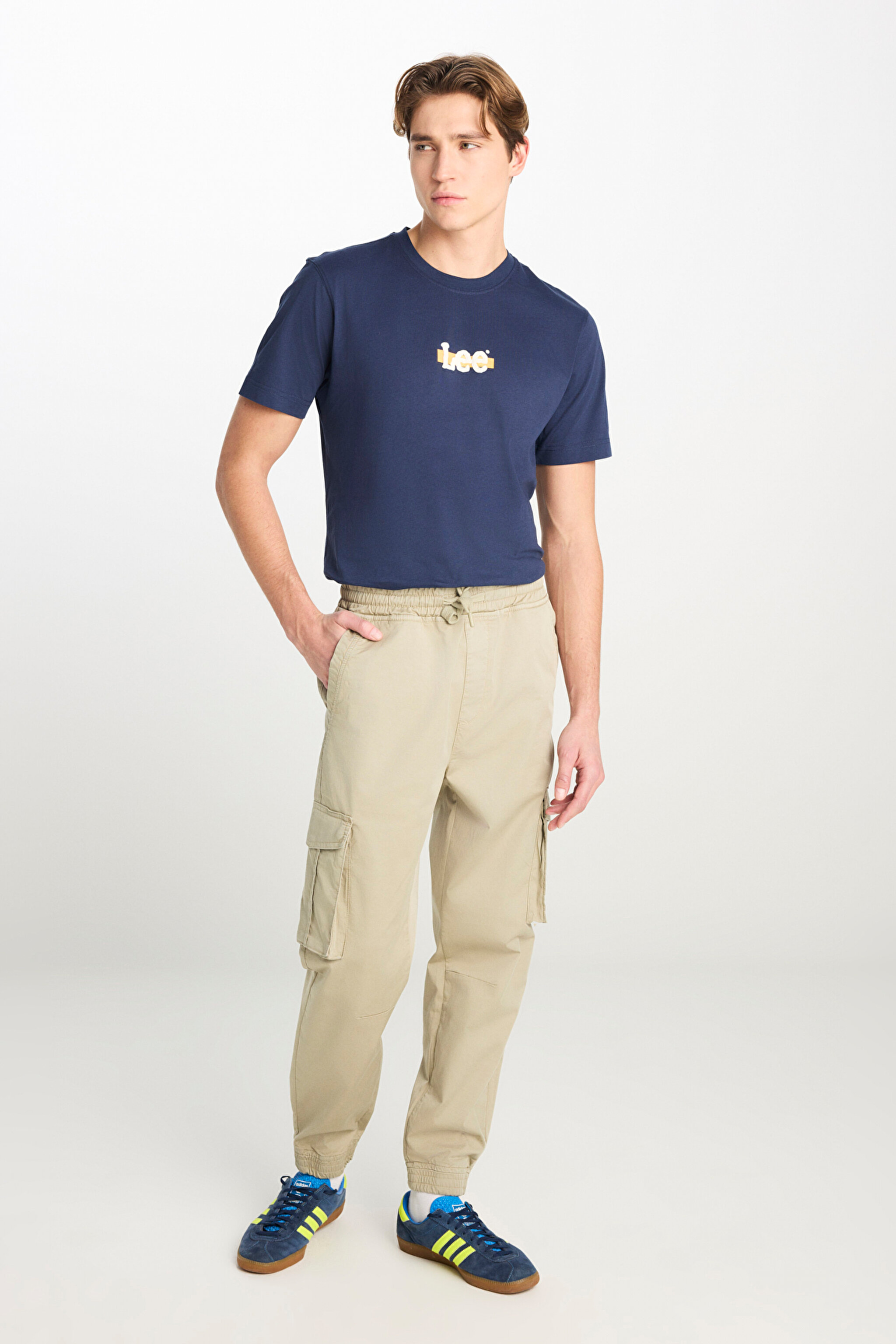 Regular Fit Normal Kesim Ribanalı Paça Kargo Cepli Haki Jogger Pantolon