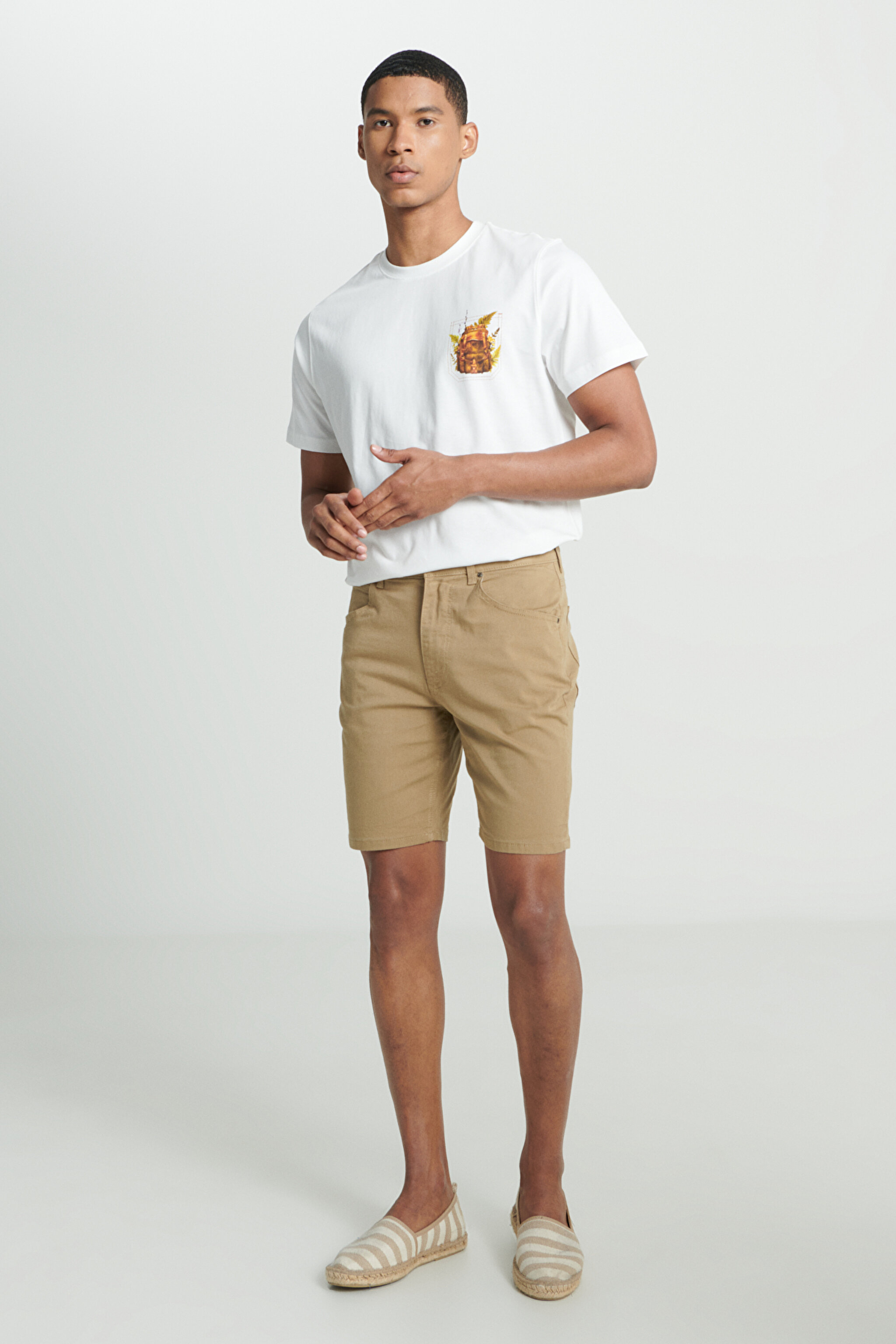 Regular Fit Normal Kesim Normal Bel Bej Şort