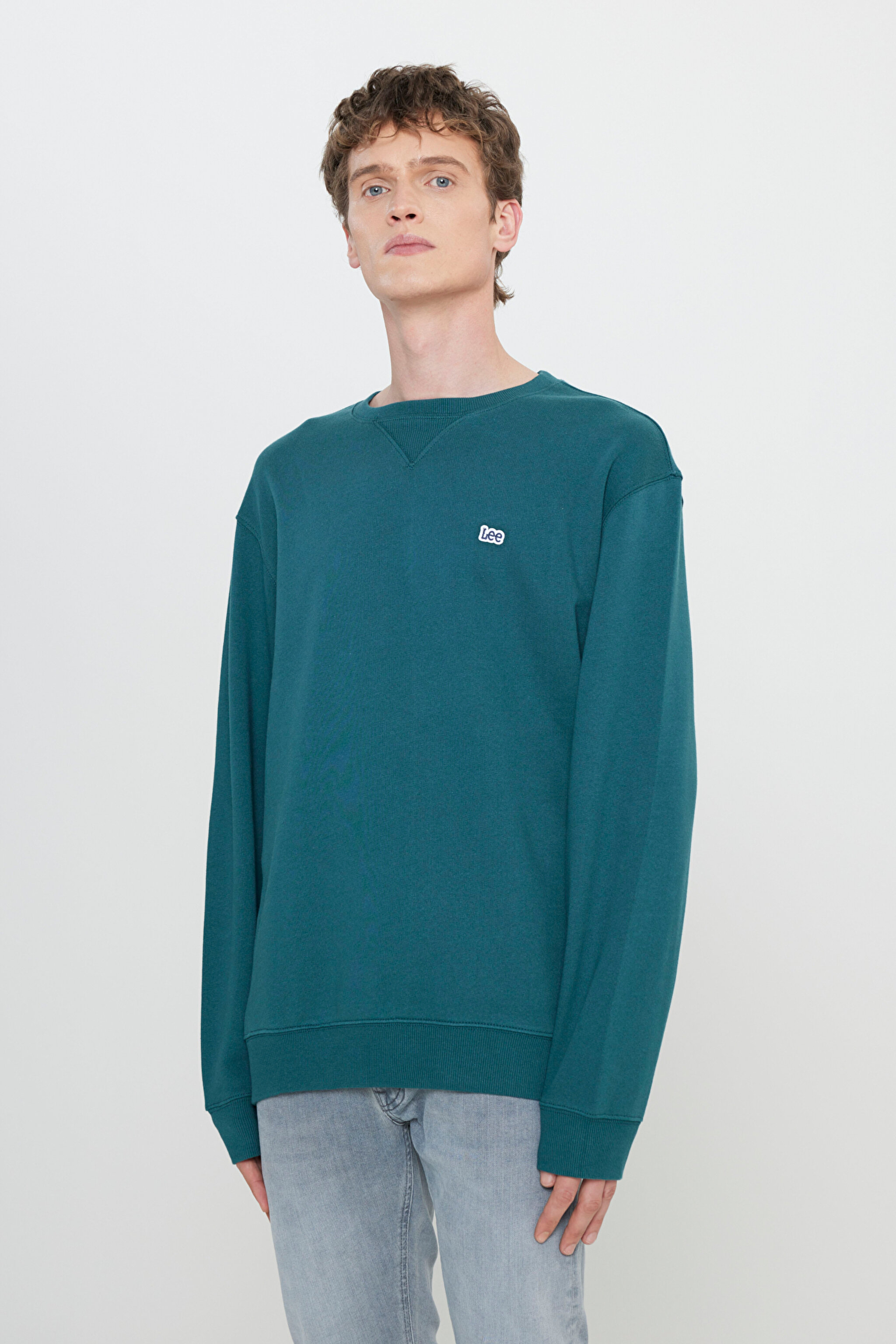 Regular Fit Normal Kesim %100 Pamuk Bisiklet Yaka Şardonlu Sweatshirt
