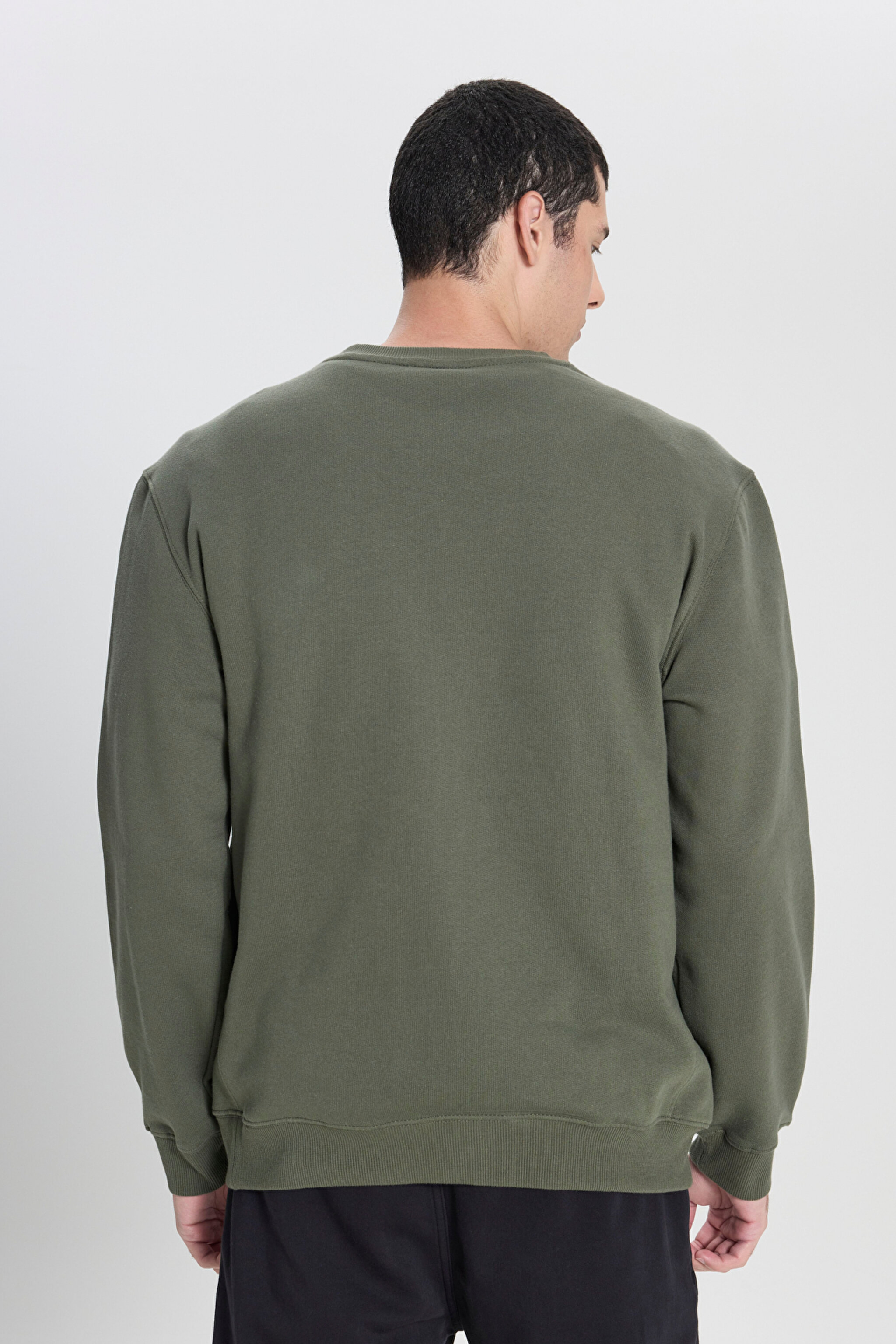 Regular Fit Normal Kesim %100 Pamuk Bisiklet Yaka Şardonlu Haki Sweatshirt - Olive Grove-L81IRYA61 (görsel 5)