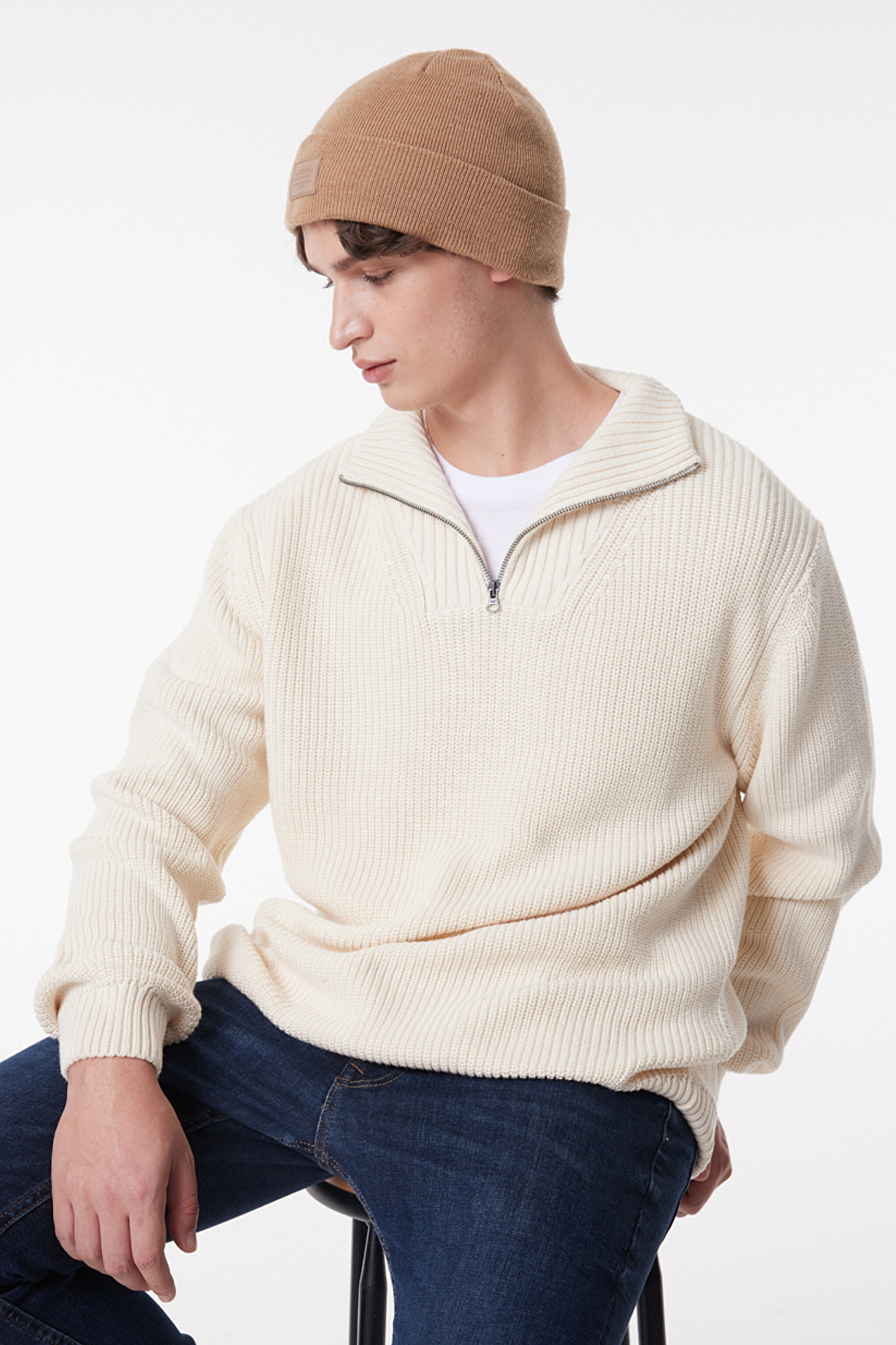 Regular Fit Normal Kesim Balıkçı Yaka Yarım Fermuarlı Ekru Triko Kazak - Ecru-L83YDENQ