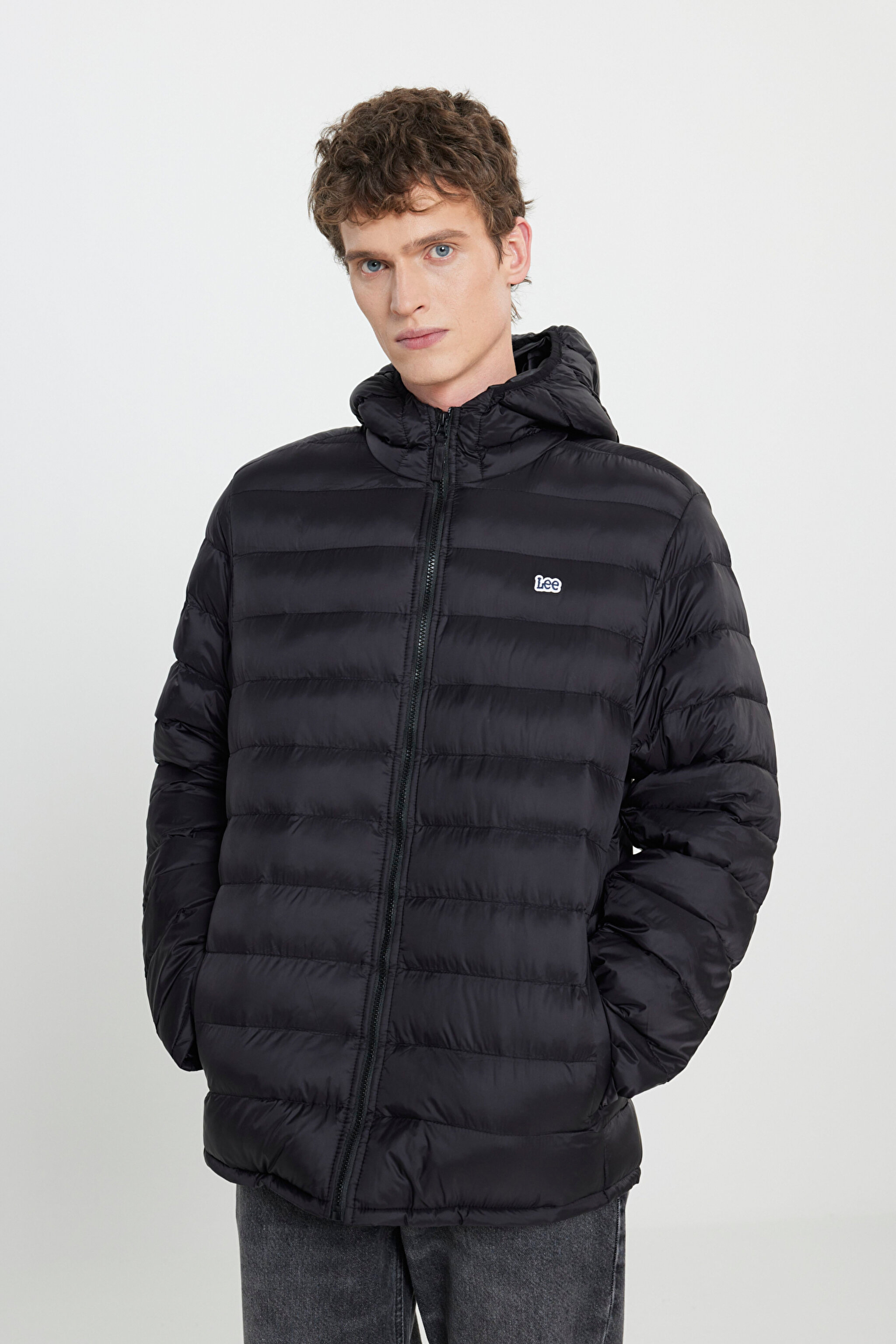 Regular Fit Normal Kesim Kapüşonlu Tam Fermuarlı Siyah Şişme Mont - Black-L87HSZ01