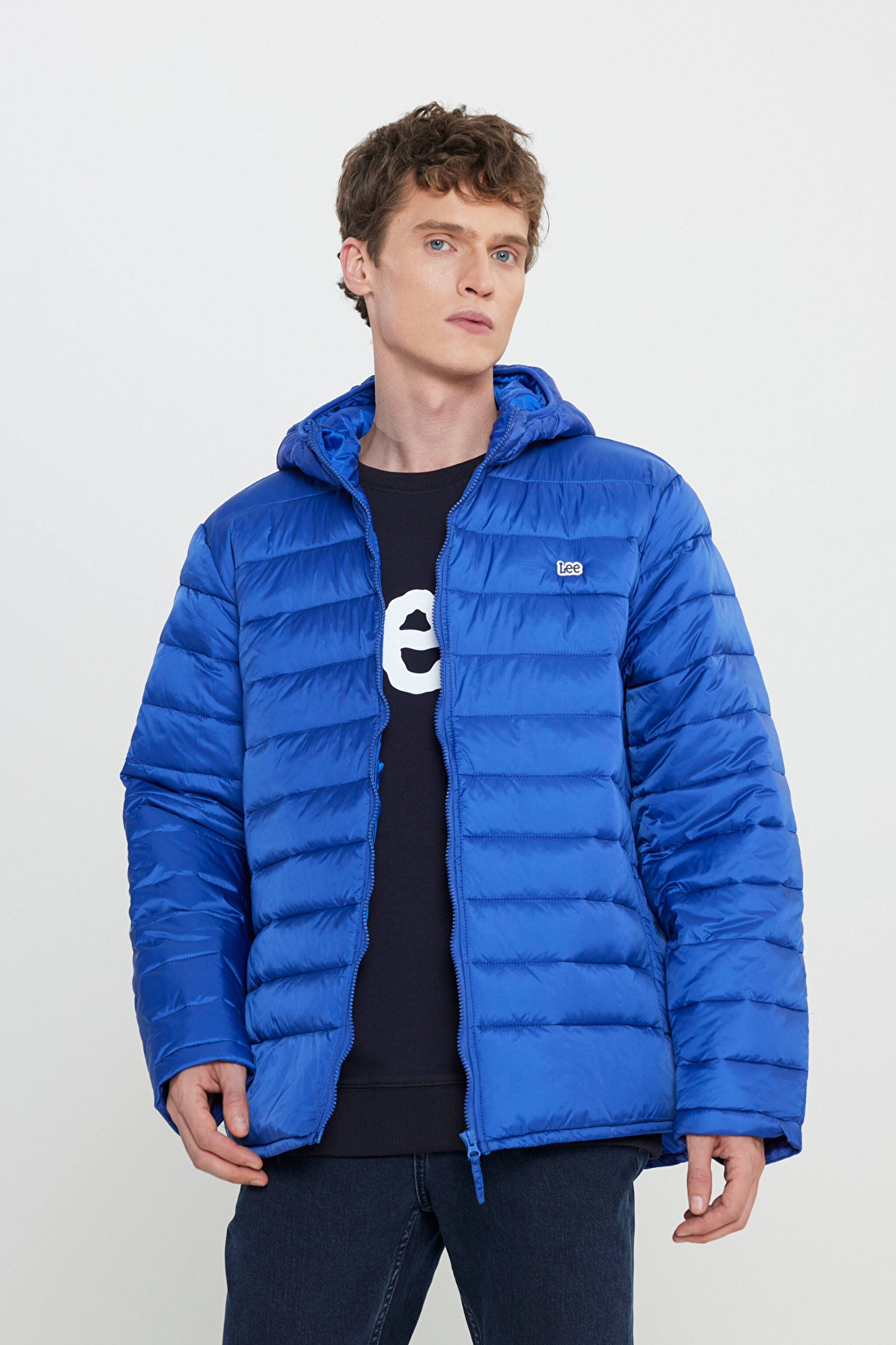 Regular Fit Normal Kesim Kapüşonlu Tam Fermuarlı Mavi Şişme Mont